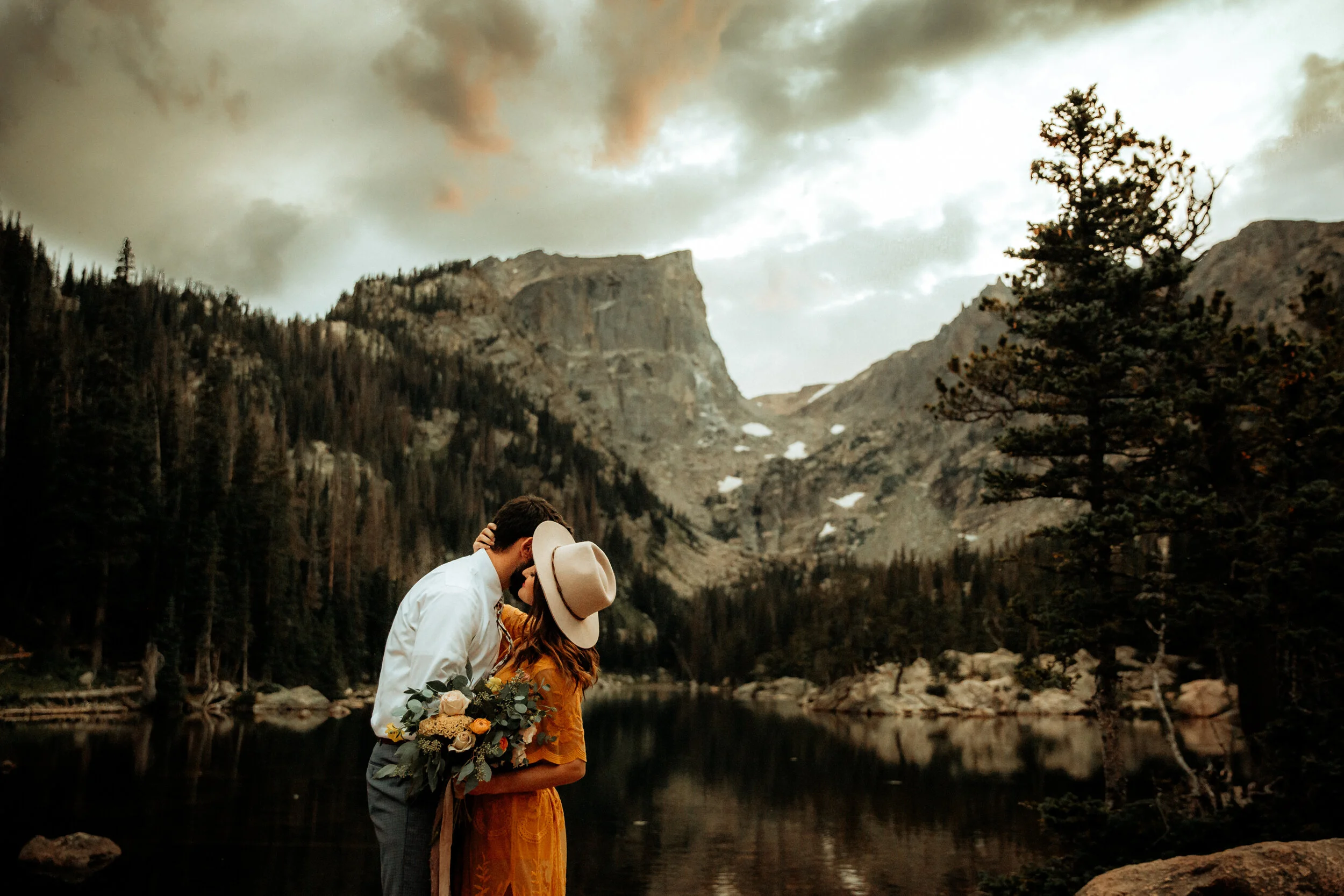 colorado-elopement-rocky-mountains-photographer.jpg