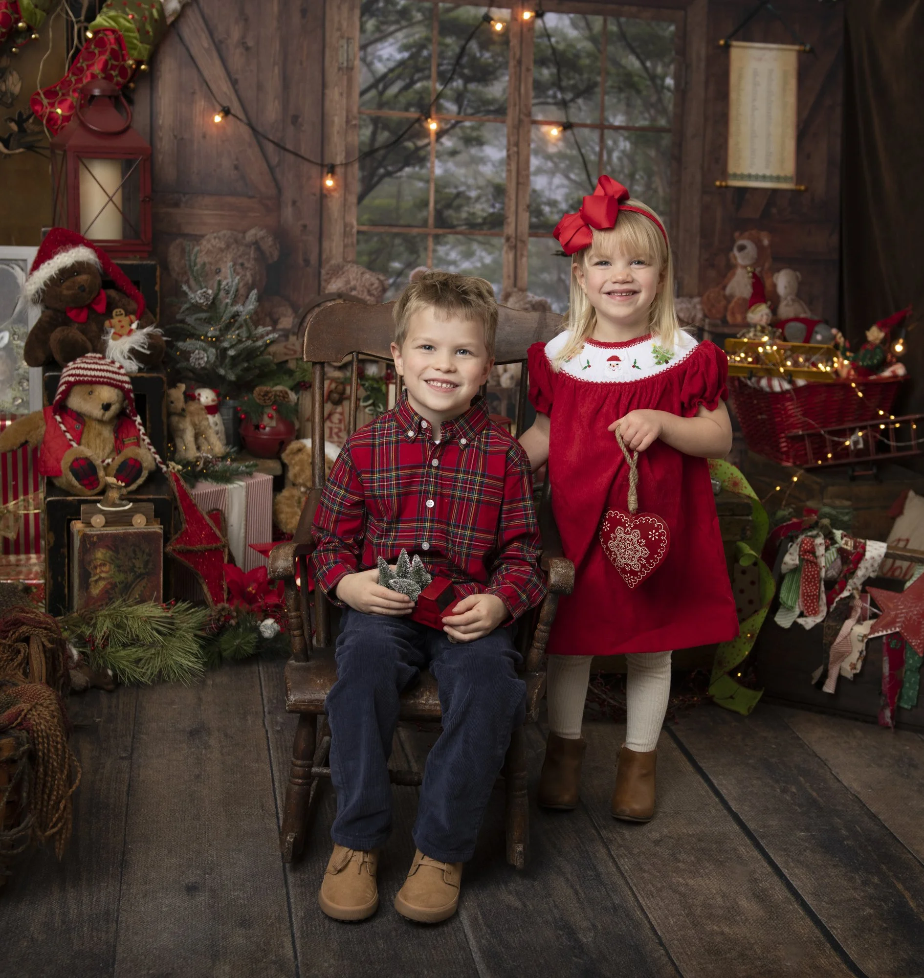 2021 Blue Iris Photography's Holiday Sessions (Click for Video)