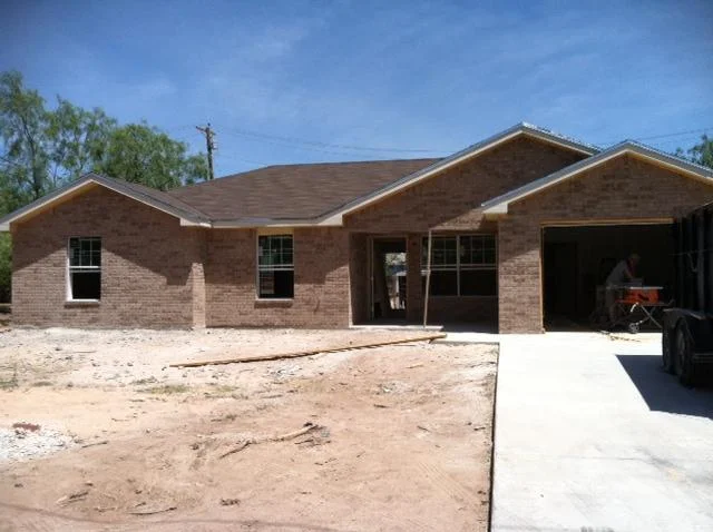 322 E Ave G.jpg