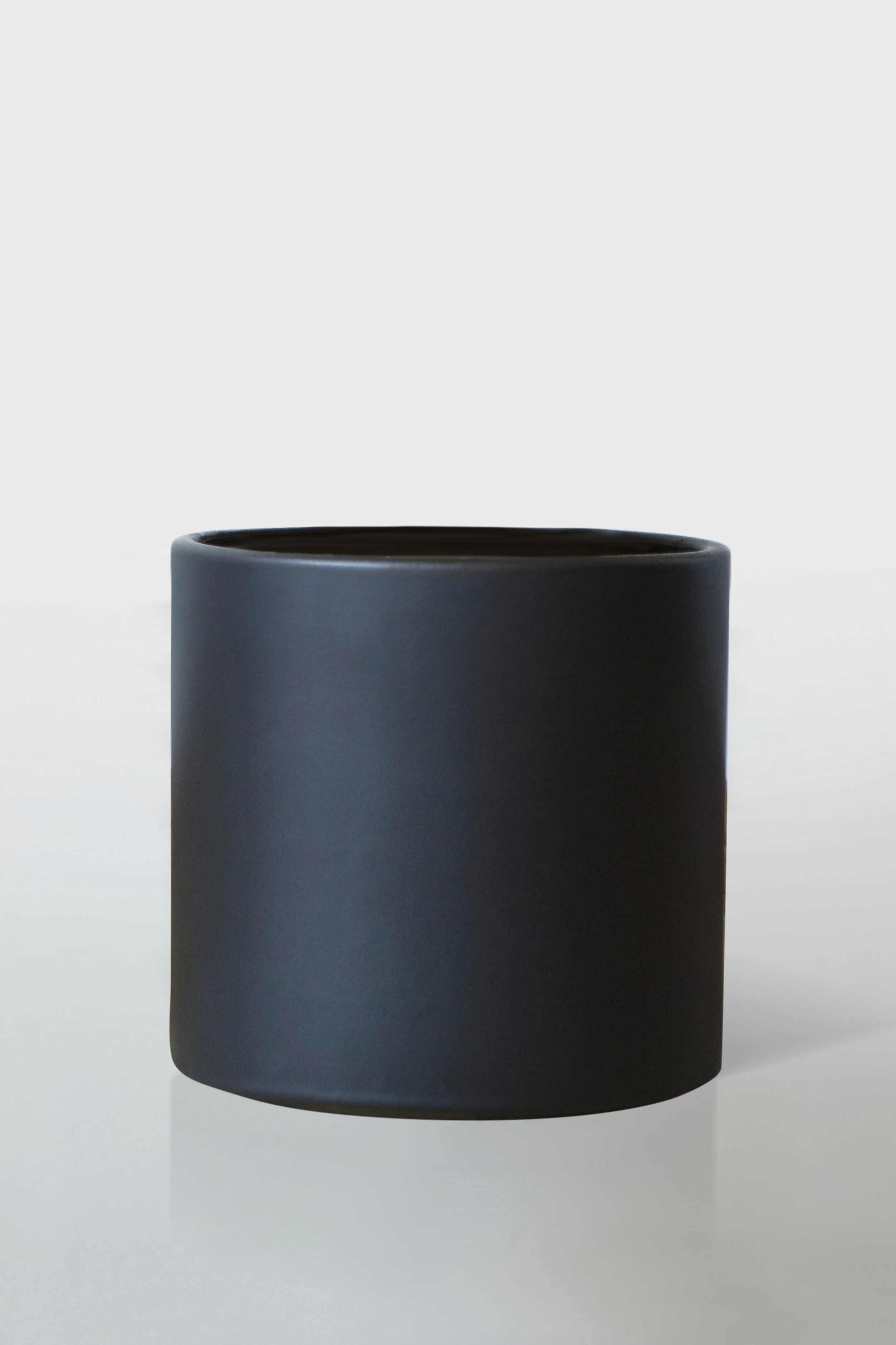 Ceramic_Small_black_nostand_12.jpg