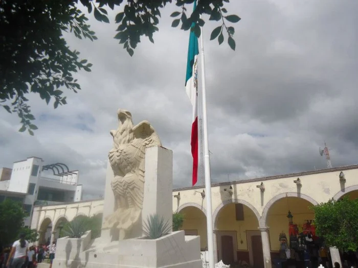 aguila-700x525.jpg