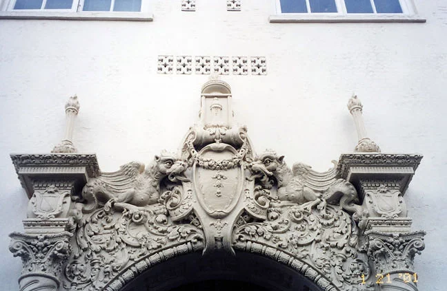 10 Cloister Apartments.jpg
