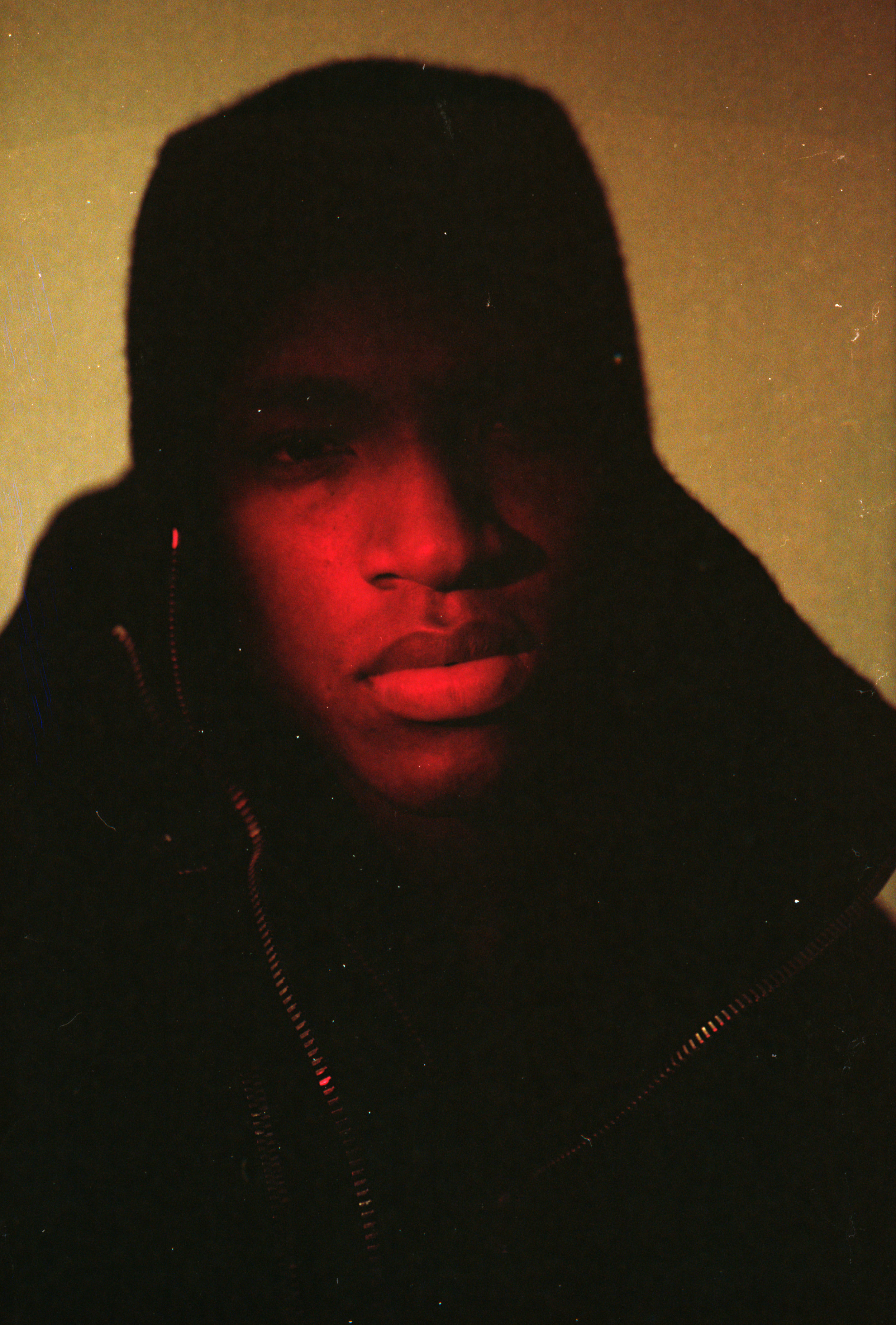Othello Grey_01.jpg