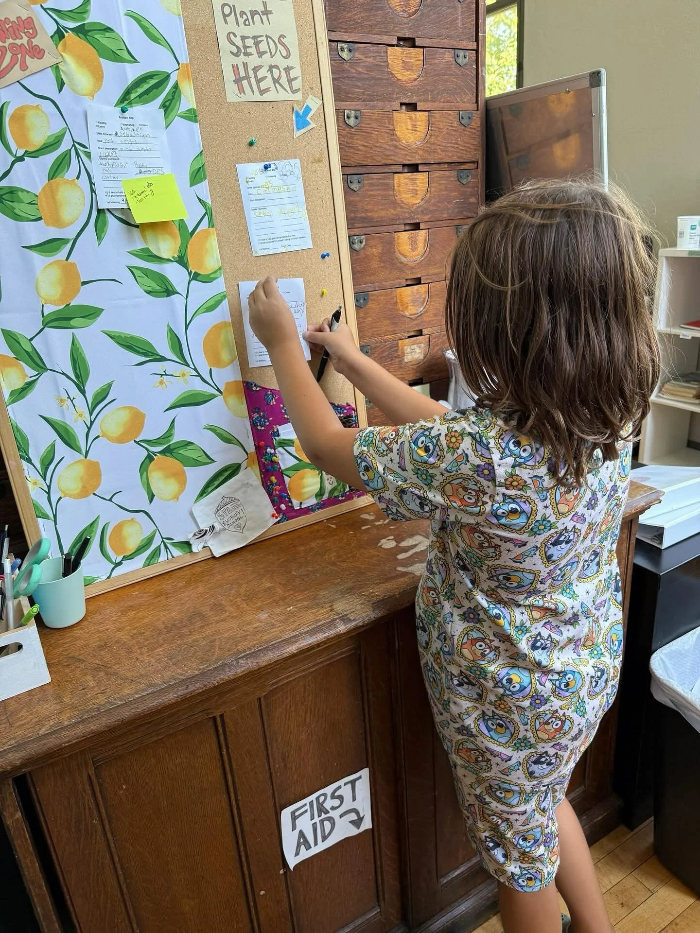 Say hello to our &ldquo;Fruition Board!&rdquo; 🍎 This is where students can list ideas about activities, projects, field trips, and more that they want to do at school or with our school community. Some recent proposals include getting an ant farm, 