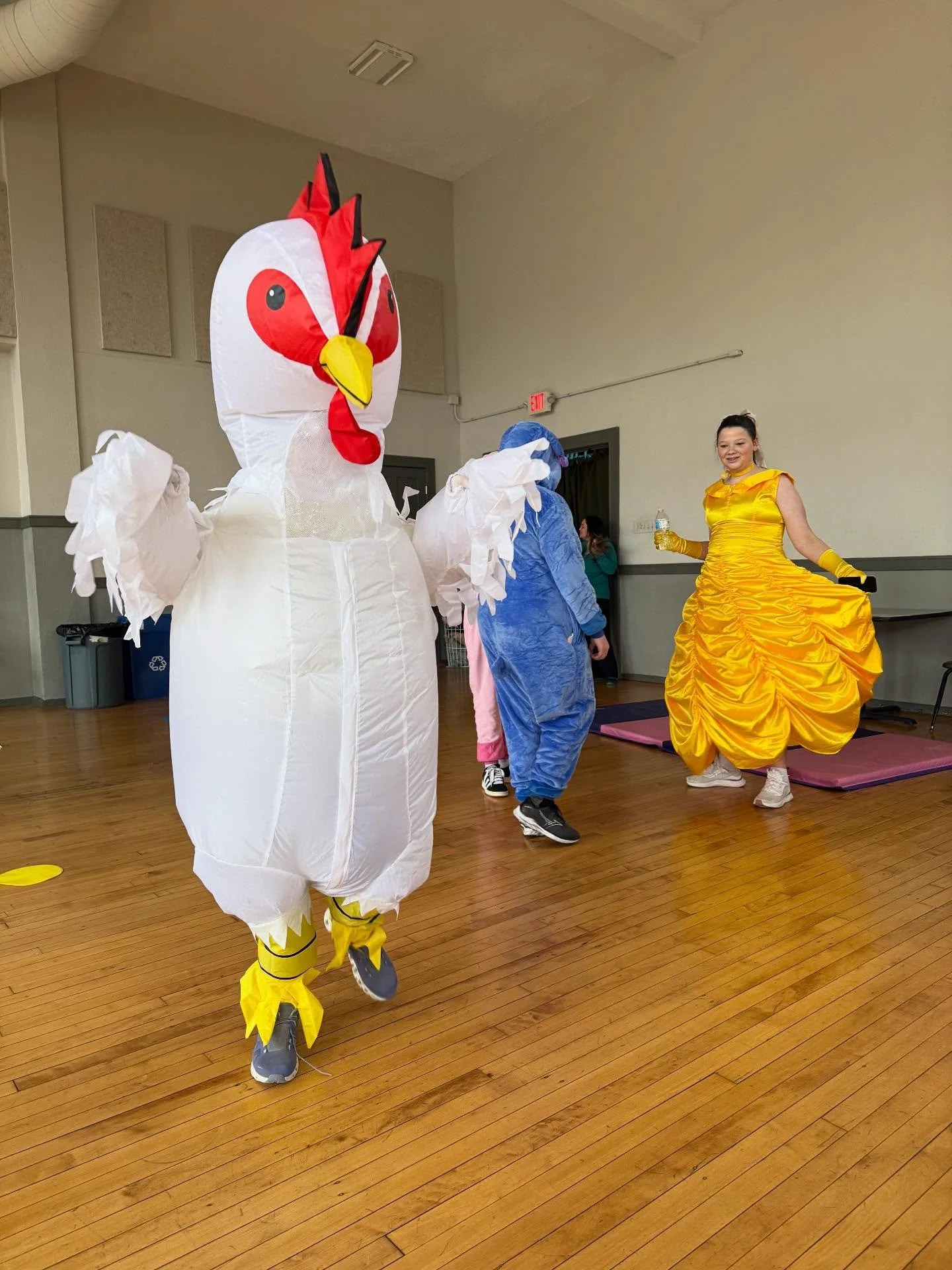 Sudbury moments from our Families Halloween Party! 🎃👻💀
We plan to continue the fun at school on Friday with treats and watching Frankenweenie. Plus, on Saturday, we’re excited for our Teen Board Game Meetup at Carpenter Branch Library. Join