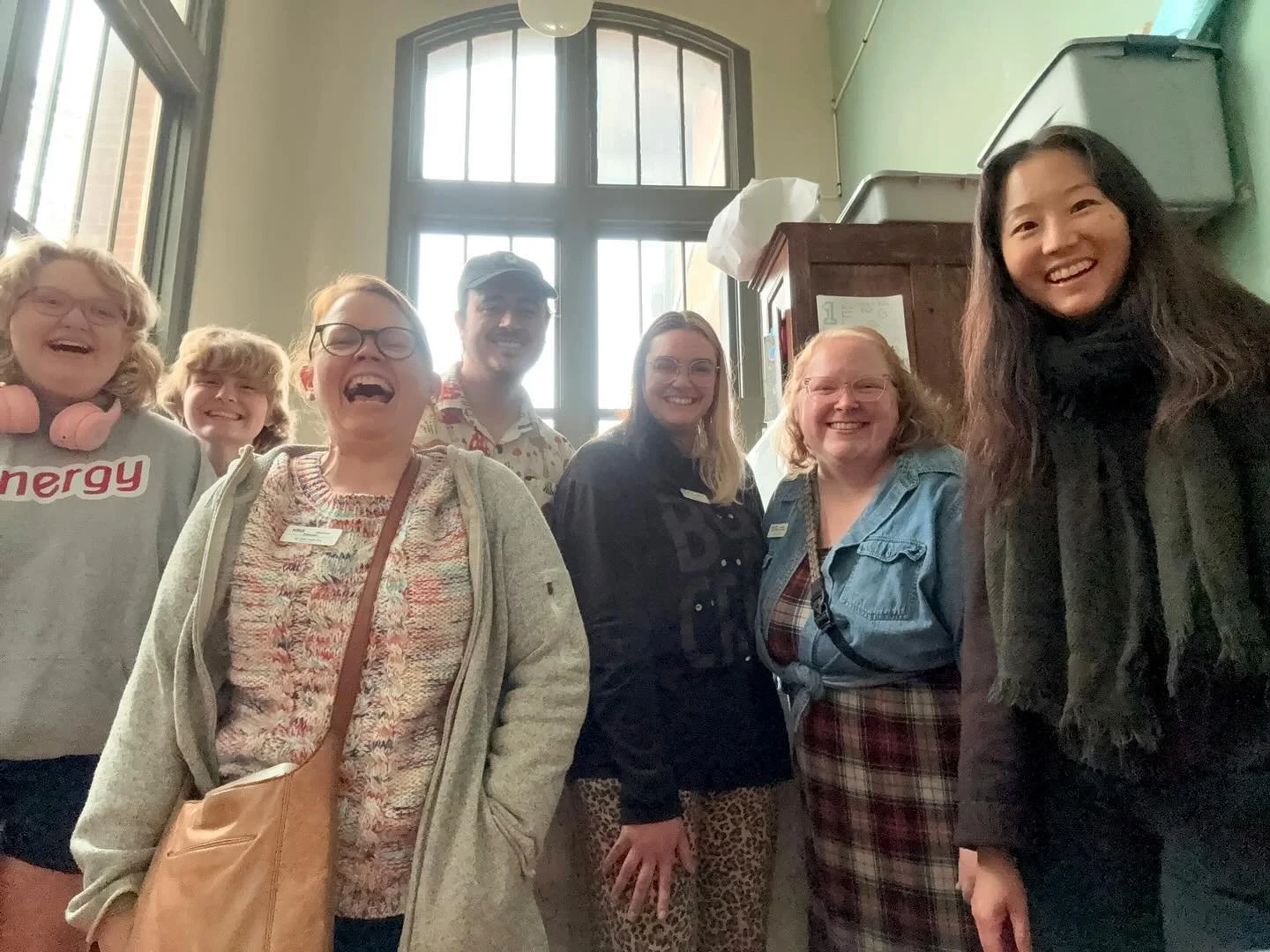 We were so excited to have preschool educators from @stlzoo visit us at Sudbury! 💙 Students and staff showed them around our school, answered questions about the Sudbury school model, talked about the pig-nosed turtle at the zoo, and shared some of 
