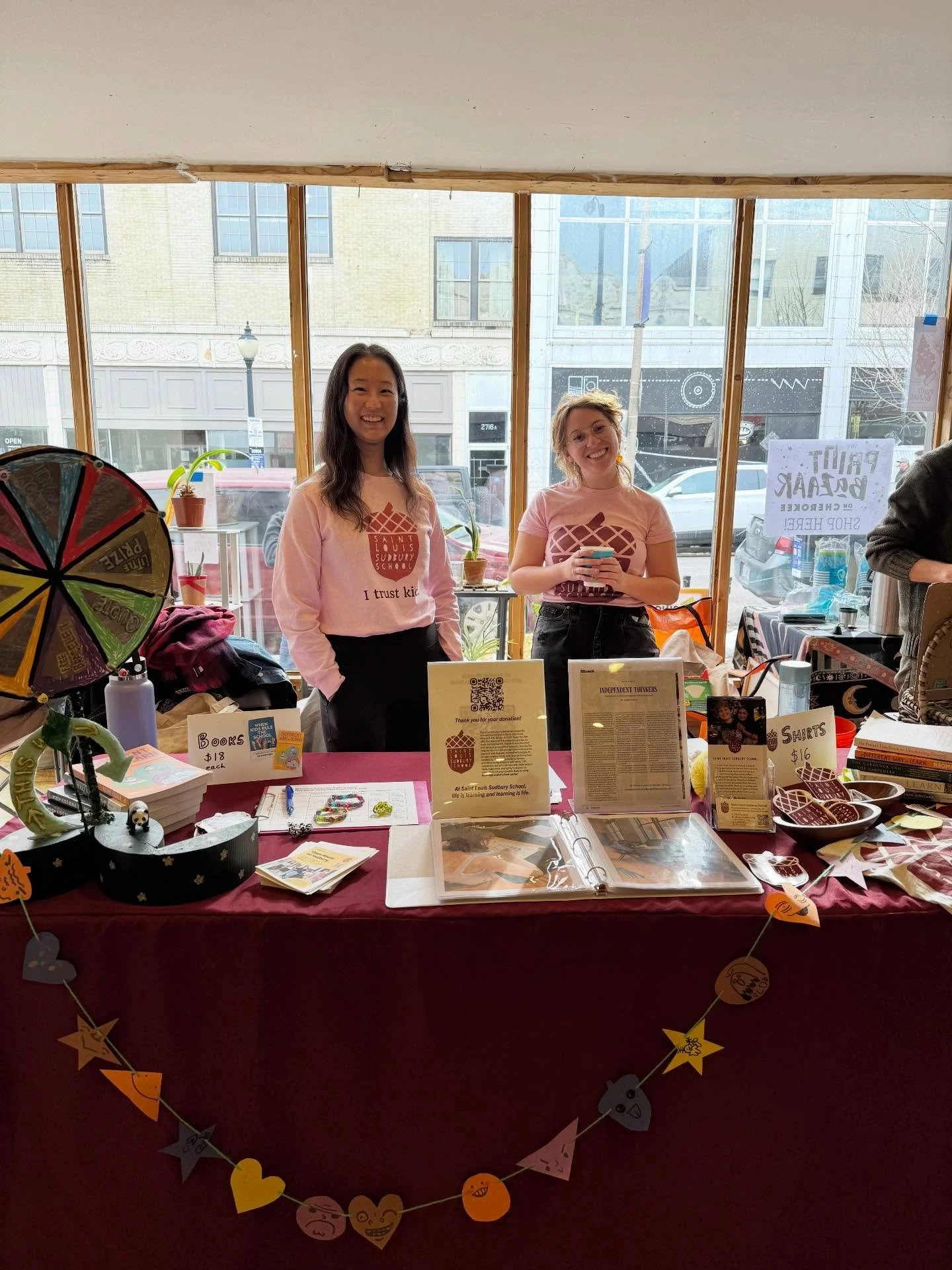 We had an amazing day at the Print Bazaar on Cherokee Street (@cherokeeprintbazaar)! The day was so full and exciting that we forgot to take photos! 😁 Here are just a few featuring Sudbury staff and one of our students, plus a local artist and famil