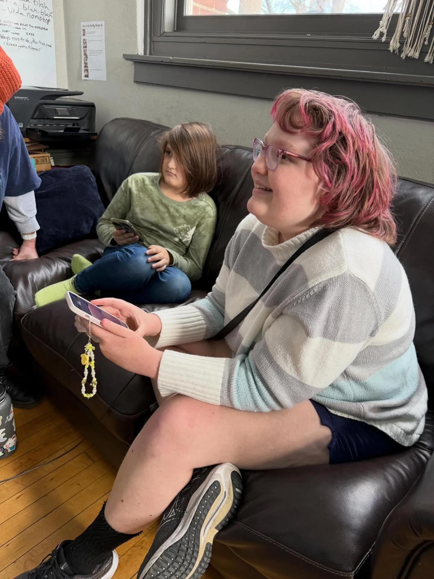 We recently had a blast playing virtual games and getting to know new friends from The Open School (@the_open_school)! 🎉 Saint Louis Sudbury School is a member of Sudbury International (@sudbury_int) and the new Sudbury International Exchange progra