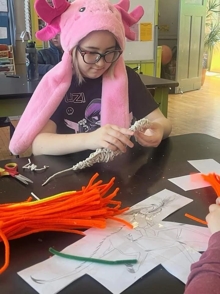 Life is learning and learning is life. At Saint Louis Sudbury School education is viewed as everything students come to know in order to live their lives. 🌎

Learning happens through living. At Sudbury, this may look like deliberate learning through