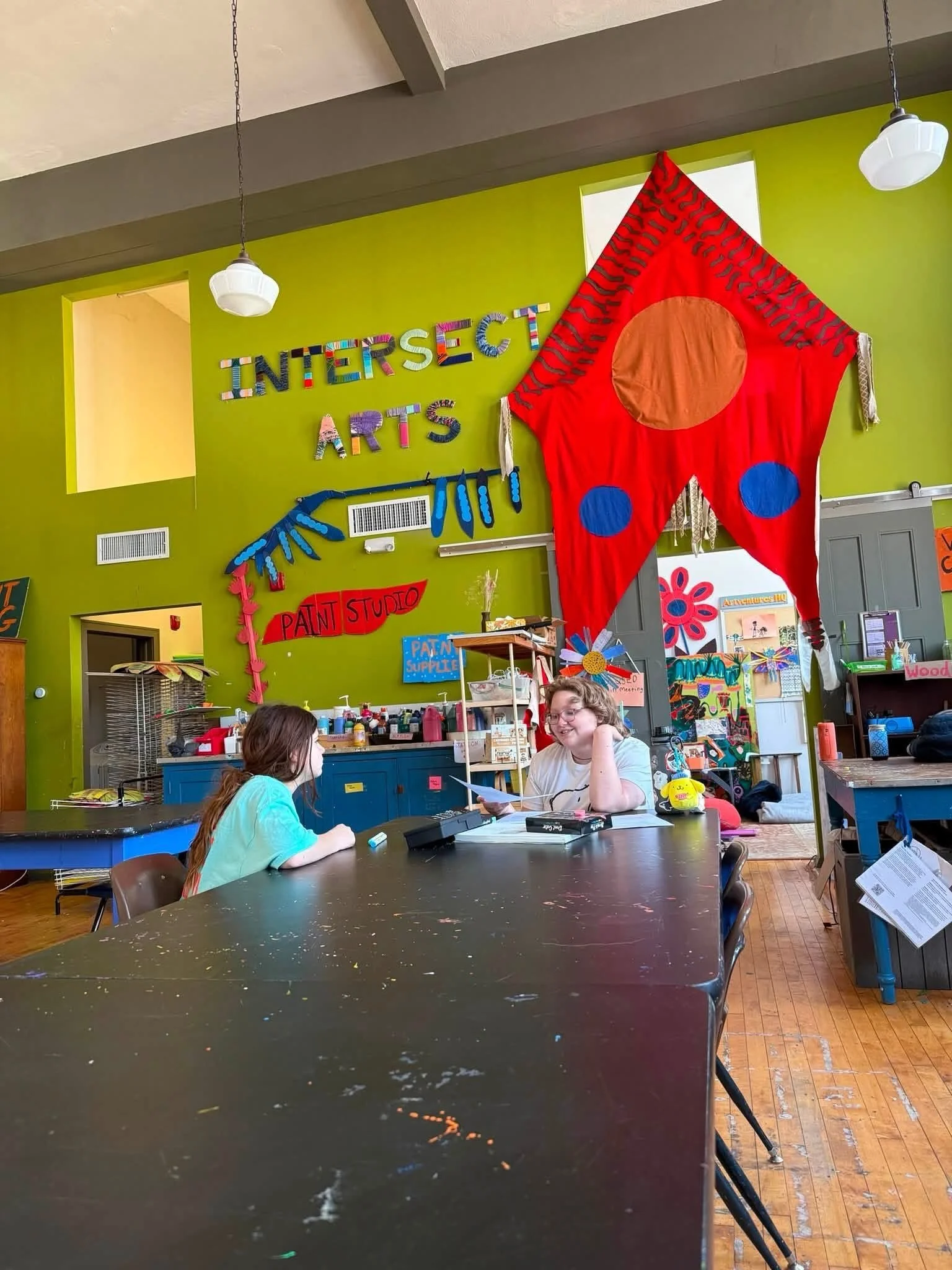 Real responsibility for real life. (P.S. Real life is right now even for young people!) ⭐️ As Saint Louis Sudbury School students grow and develop a true sense of belonging in our community, many of them choose to be responsible for teaching newer st