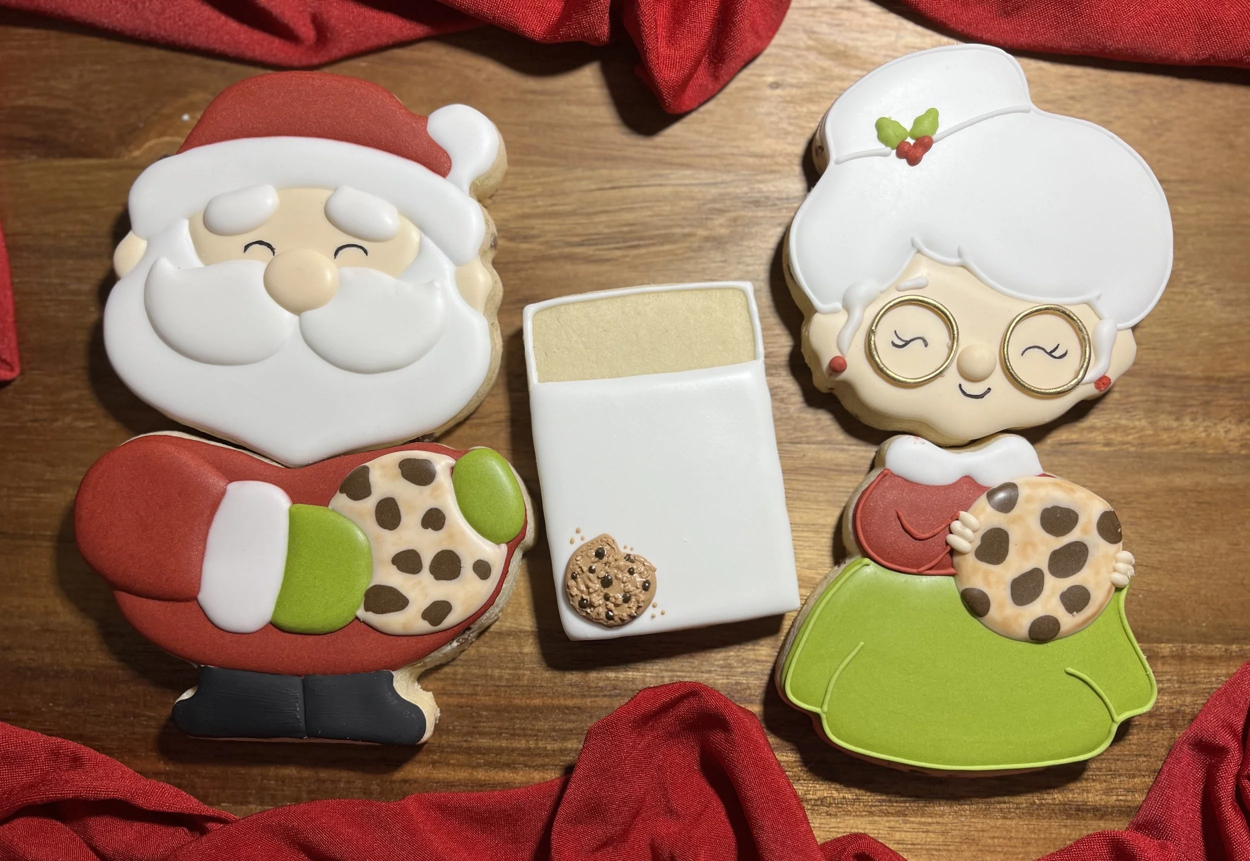Santa & Mrs. Claus Cookie Decorating with Janice from The Flour Garden 12/14/25