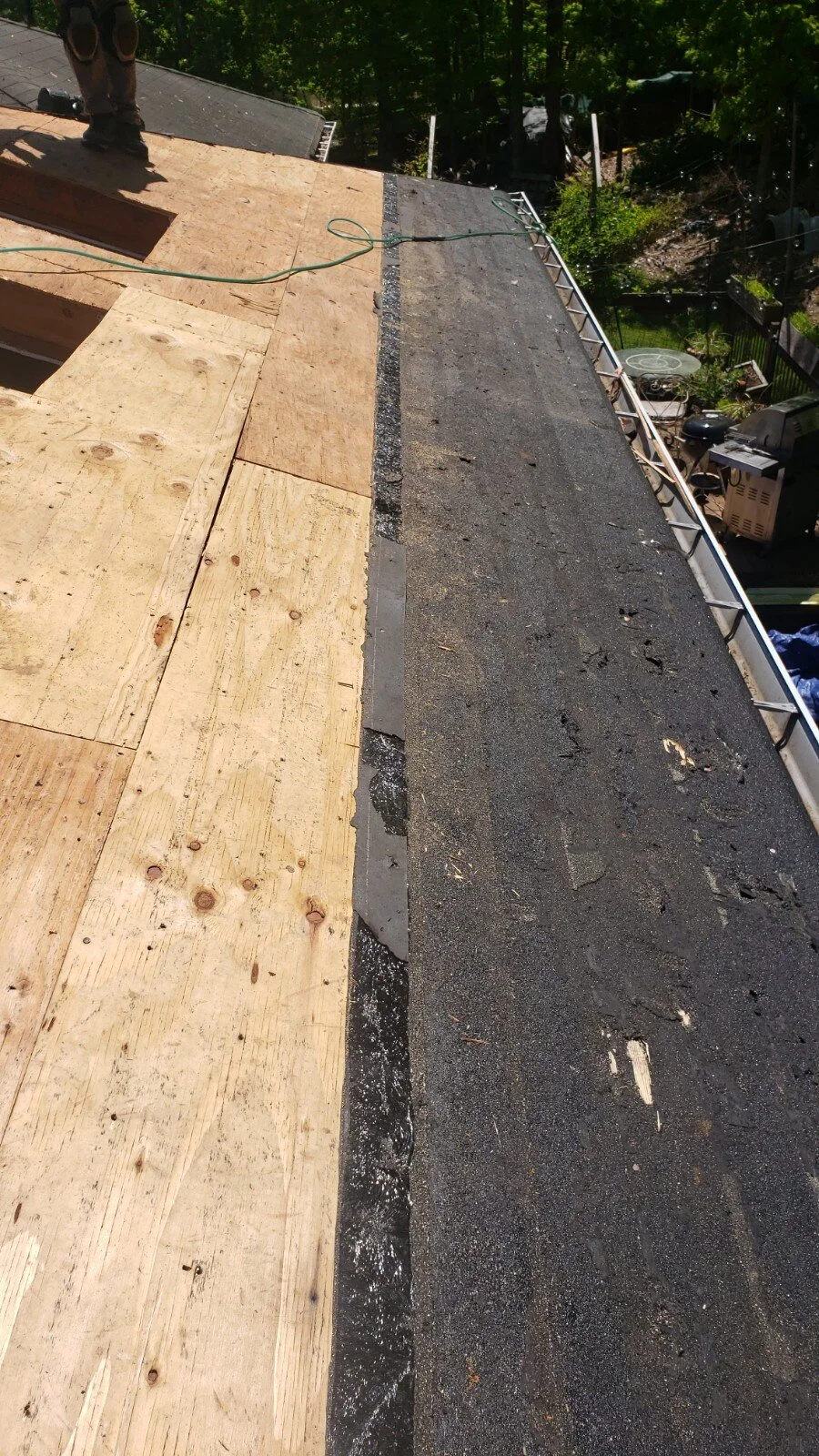 Loria Roofing — Loria's Carpentry