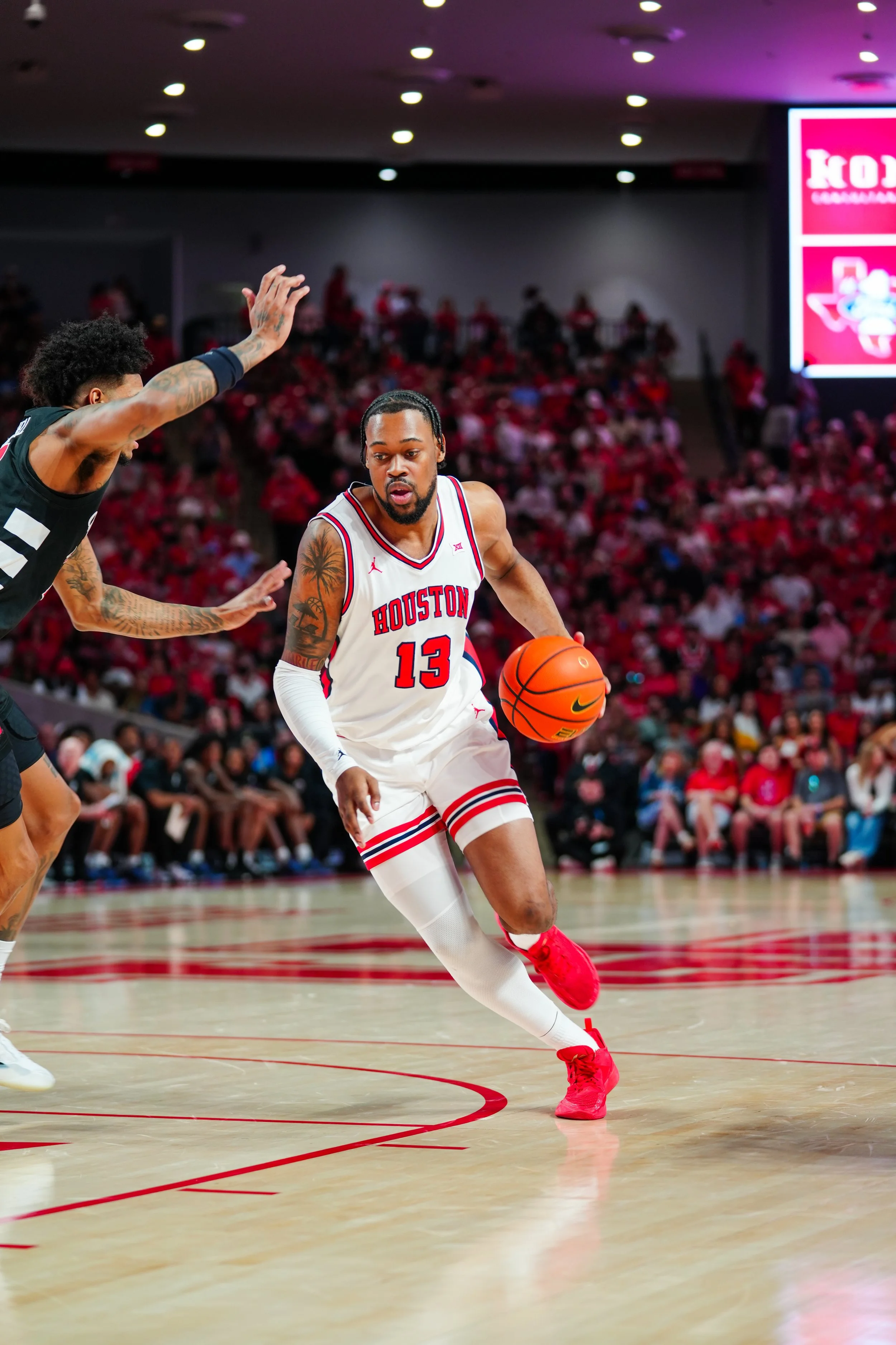 UH vs Cinncy-03528.jpg