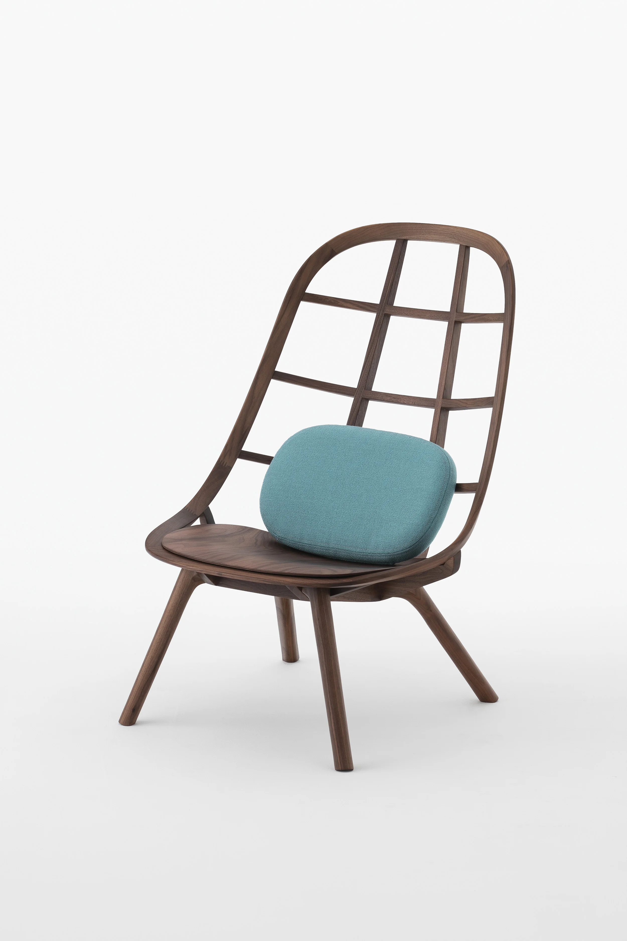 Nadia Lounge Chair Walnutá@.jpg
