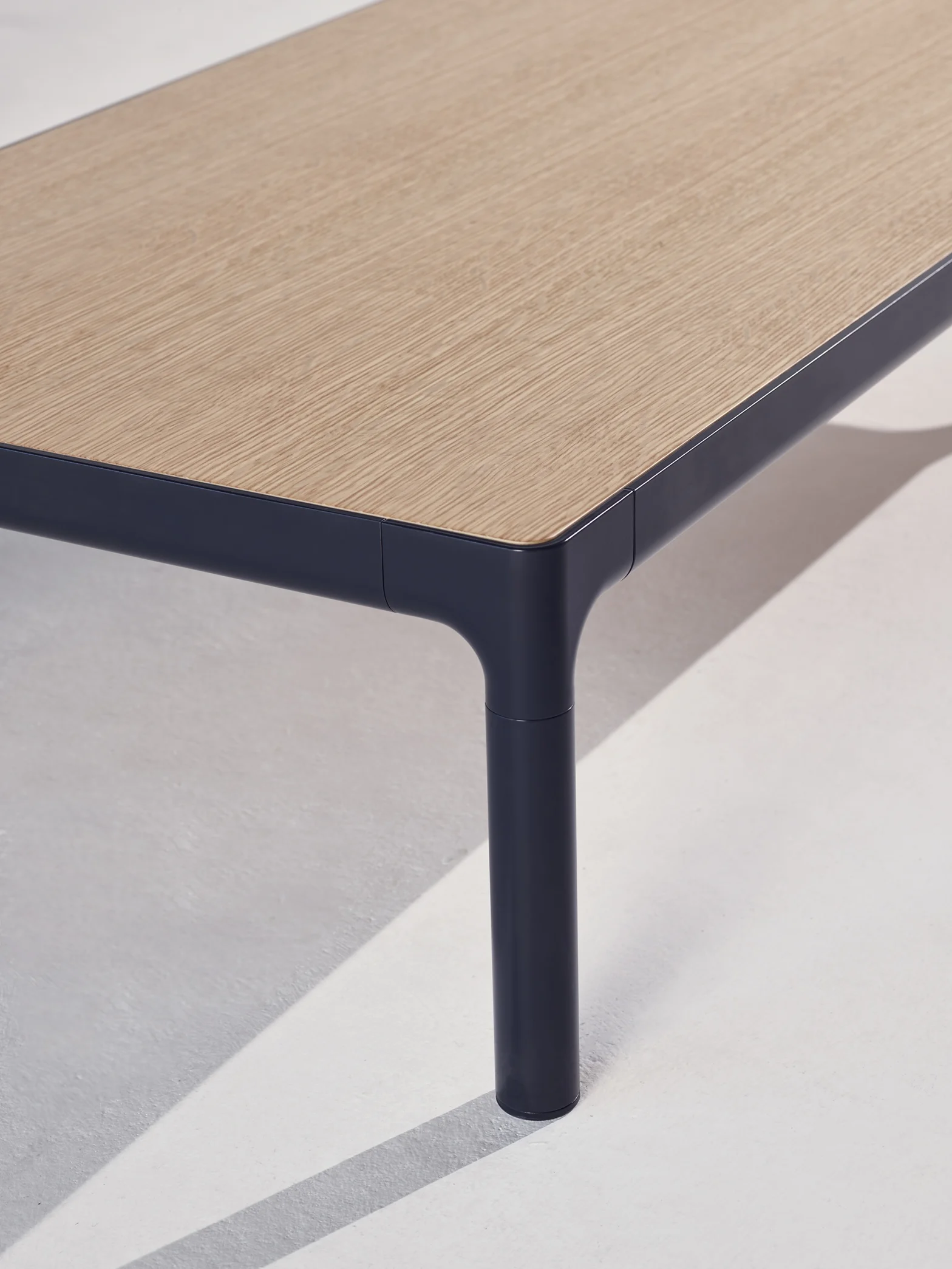 Edge Coffee & dining by Pearson Lloyd (4).jpg