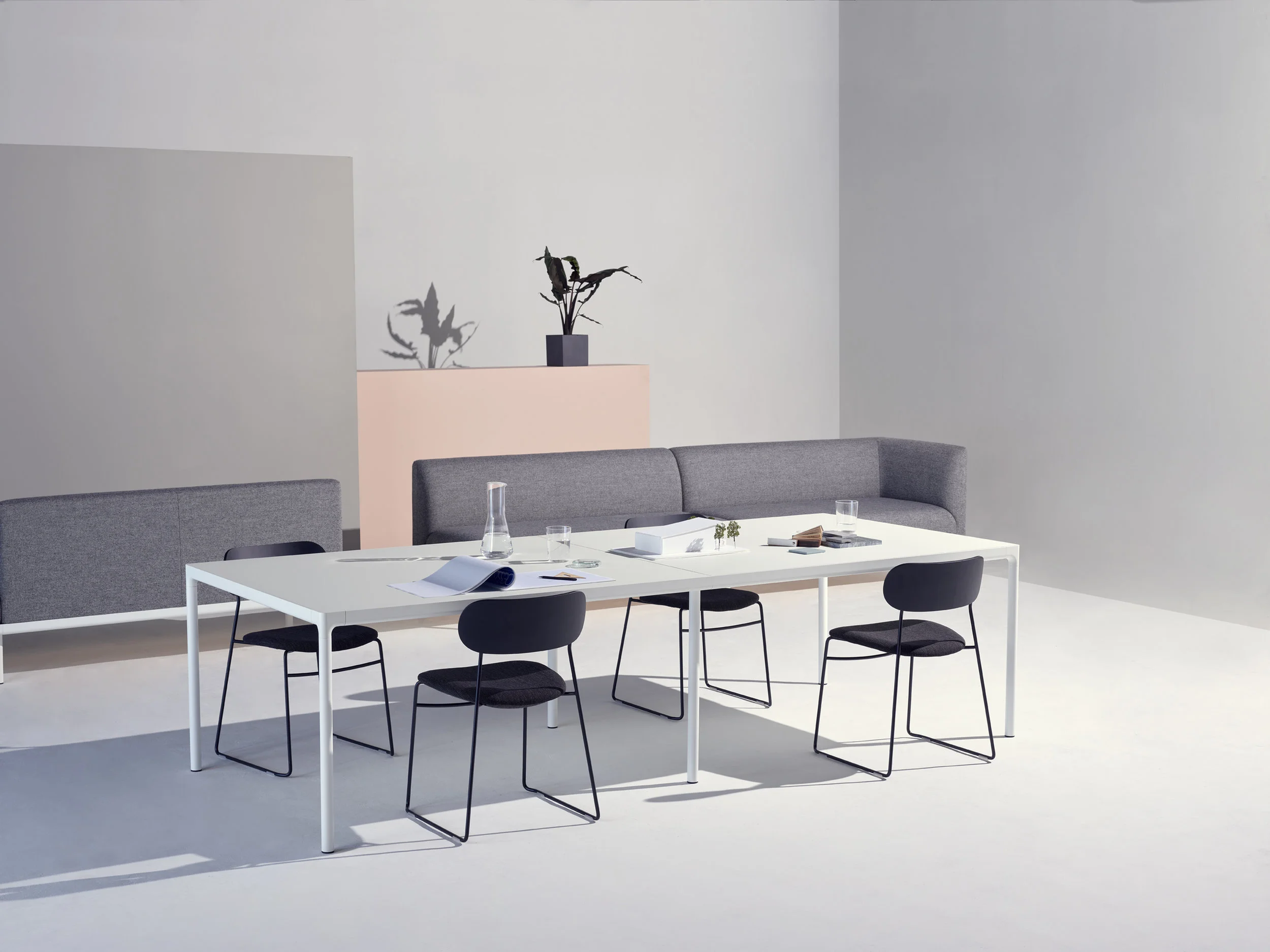 Edge Meeting by Pearson Lloyd (2).jpg