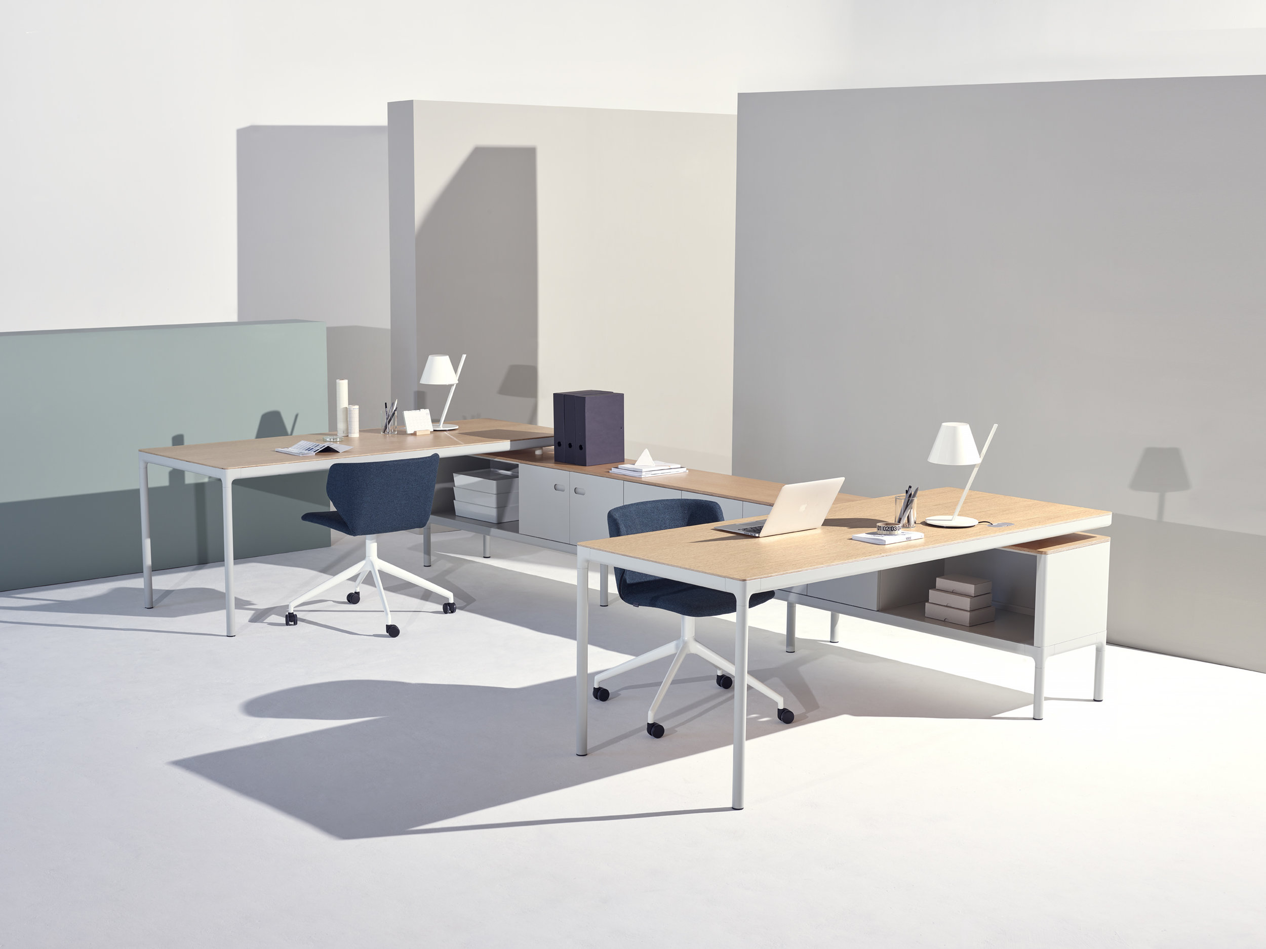 Edge Spine by Pearson Lloyd (2).jpg