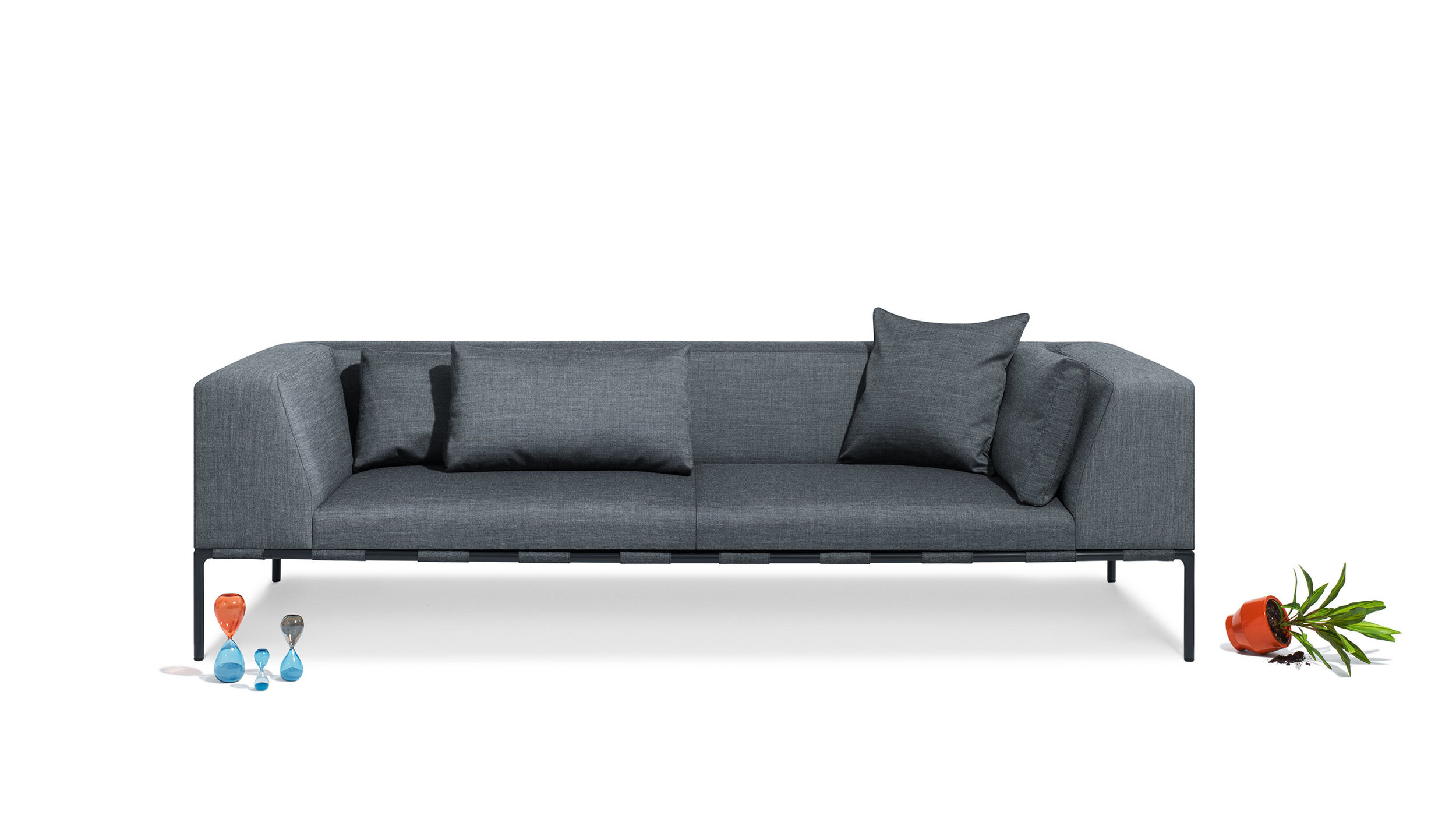 South Sofa by Christophe Pillet 3.jpg