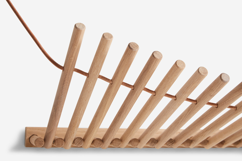 120235_Knaegt_coat_rack_oak_3.png