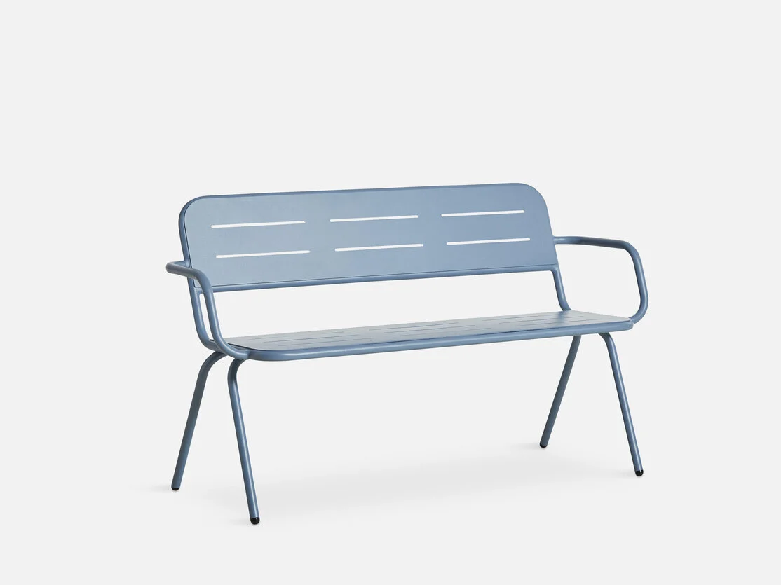 300038_Ray_bench_w._armrest_1.jpg