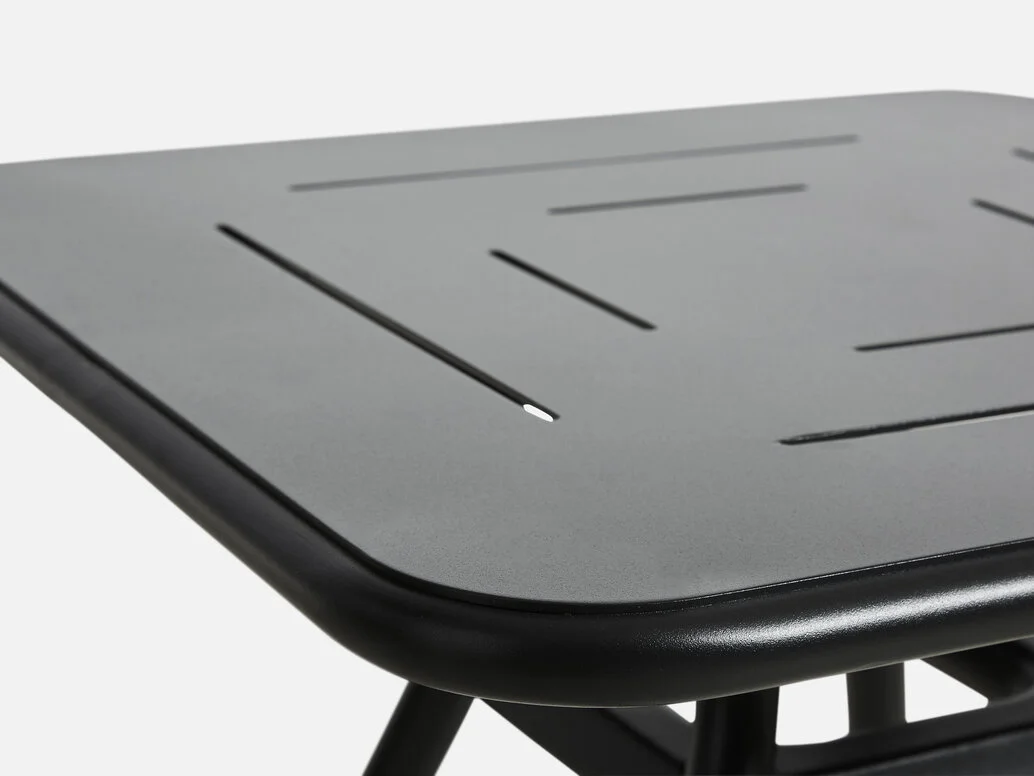 300043_Ray_square_cafe_table_2.jpg