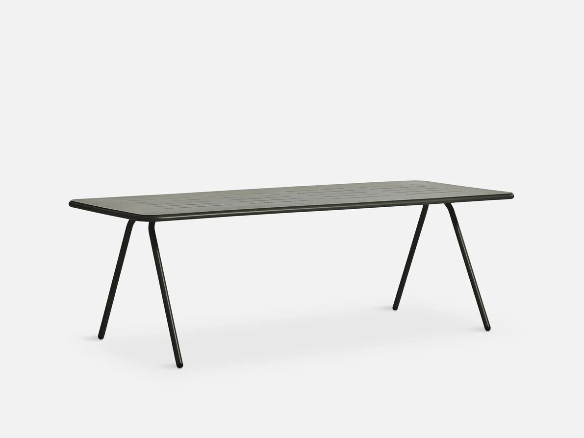 300082_WOUD_RAY_table_220_dark_green.jpg
