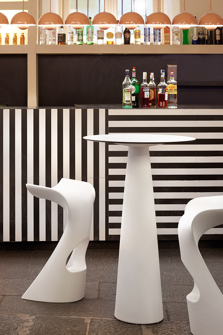 Hopla Bar table by Marc Sadler