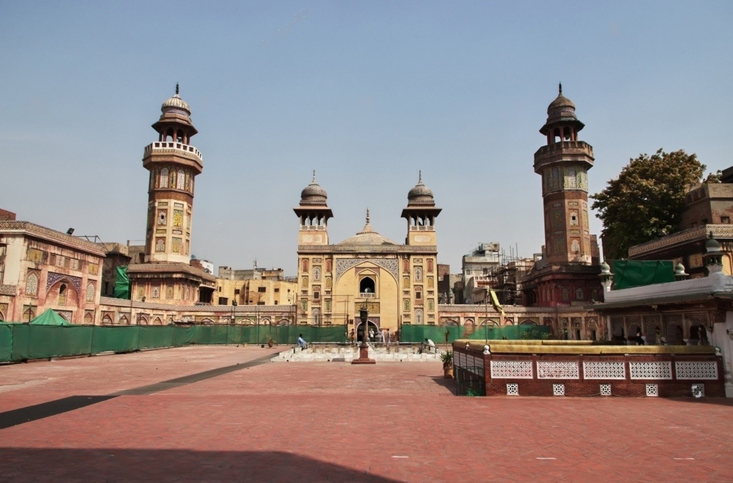 stock-photo-lahore-pakistan-mar-wazir-khan-mosque-in-lahore-punjab-province-pakistan-2209348739-transformed-transformed.jpeg