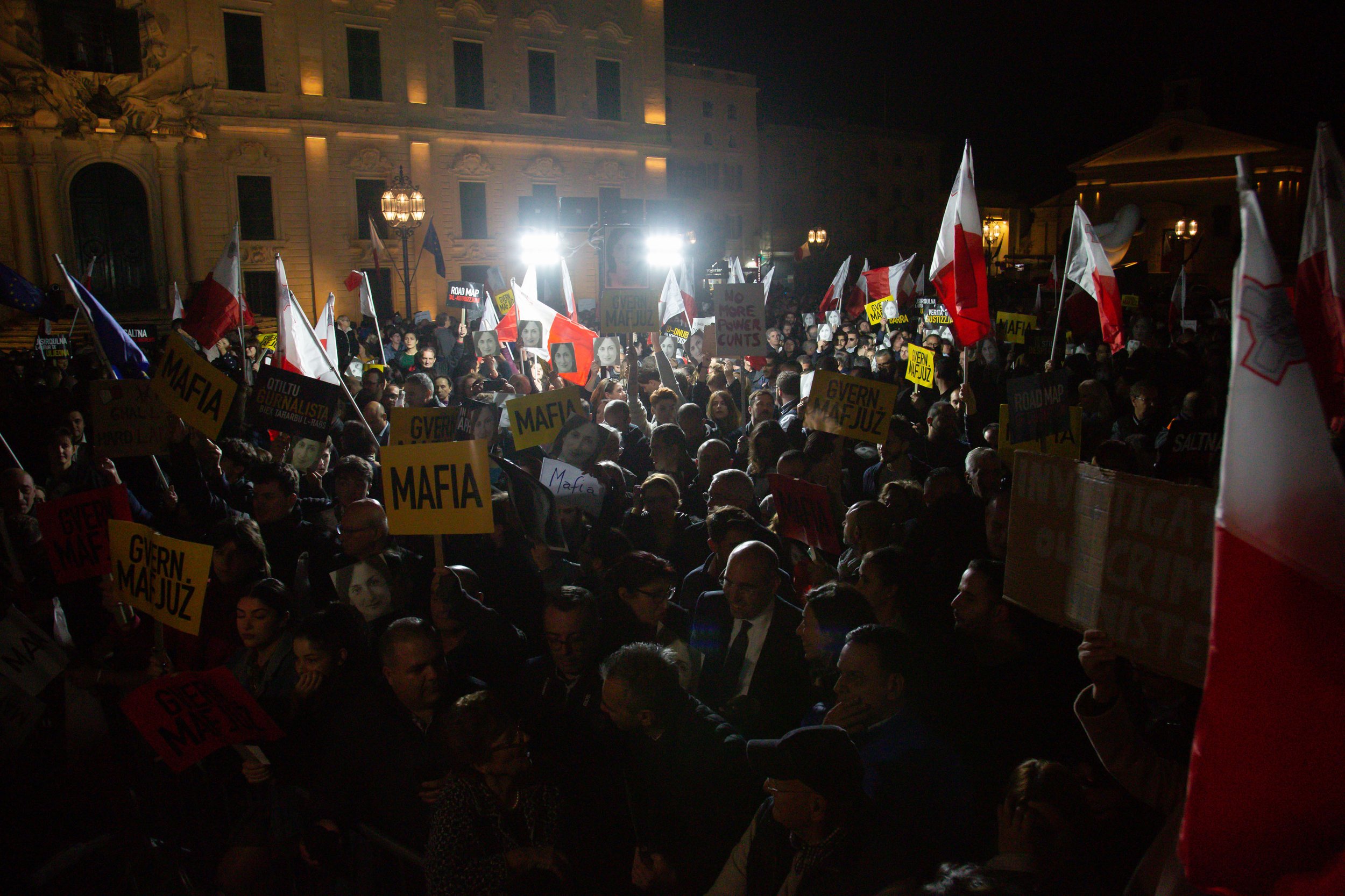 27 - 29 Nov 19 - Protestors Gather in Front of Castille the Prime Minister's Officer.jpg