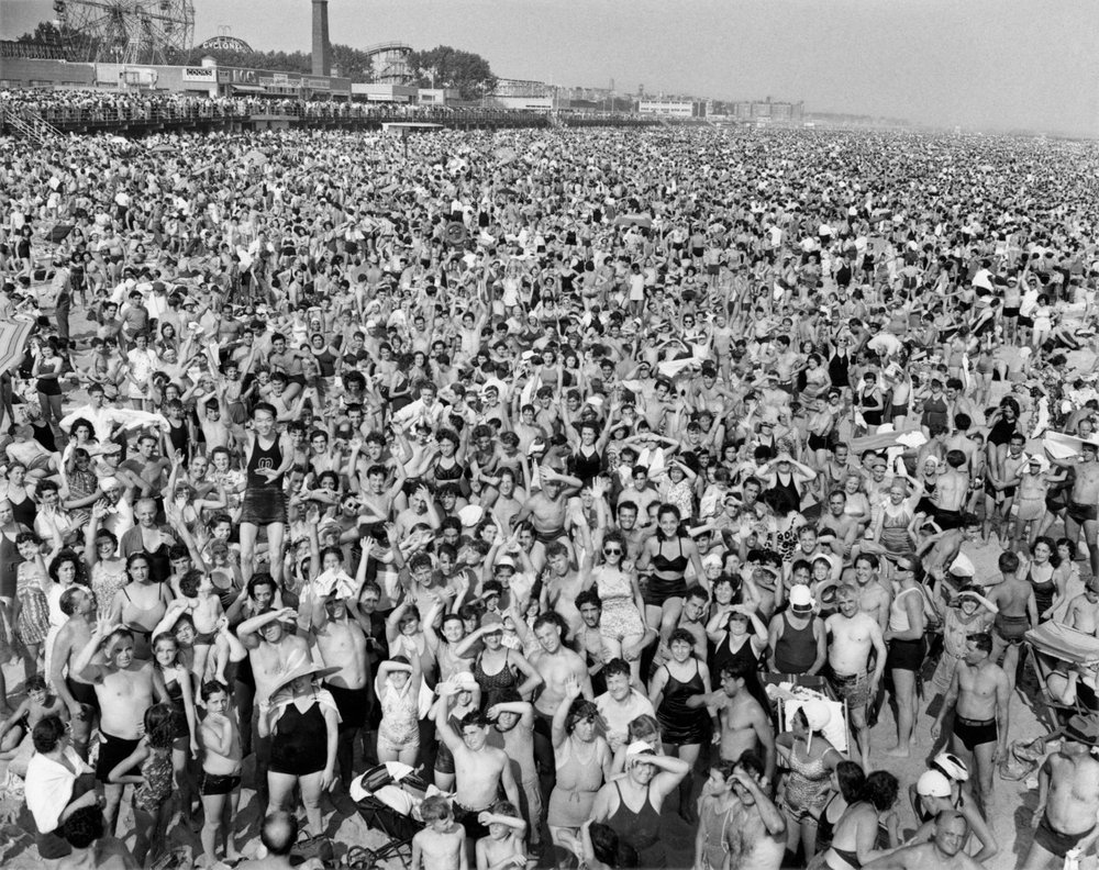 [Afternoon crowd at Coney Island, Brooklyn, New York], July 21, 1940 © Weegee Archive/International Center of Photography