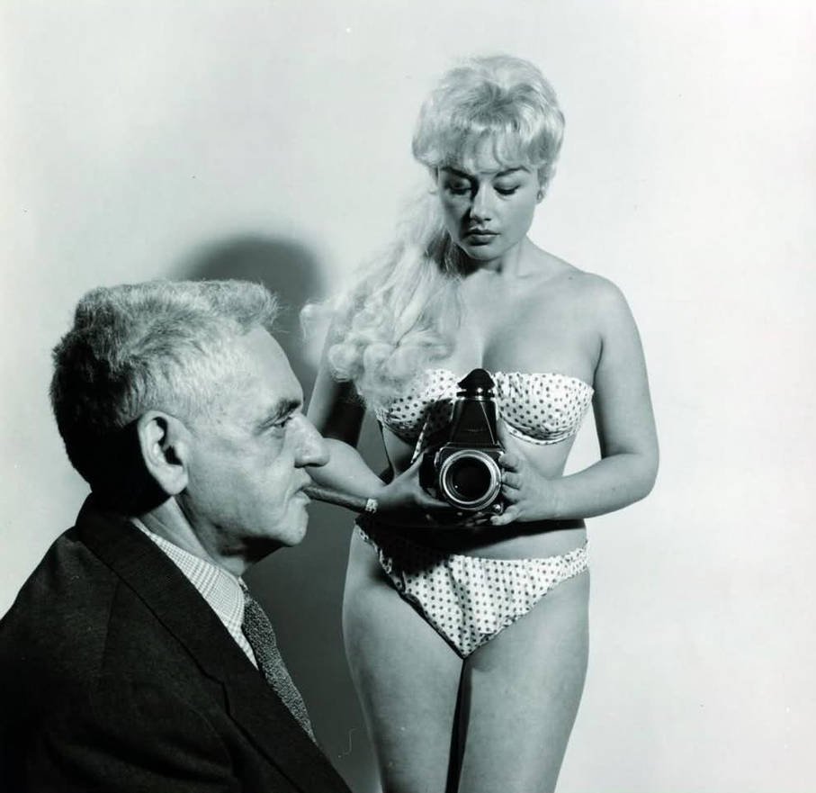 weegee_self_with_model_by_batsceba_d8ty81a-pre.jpg