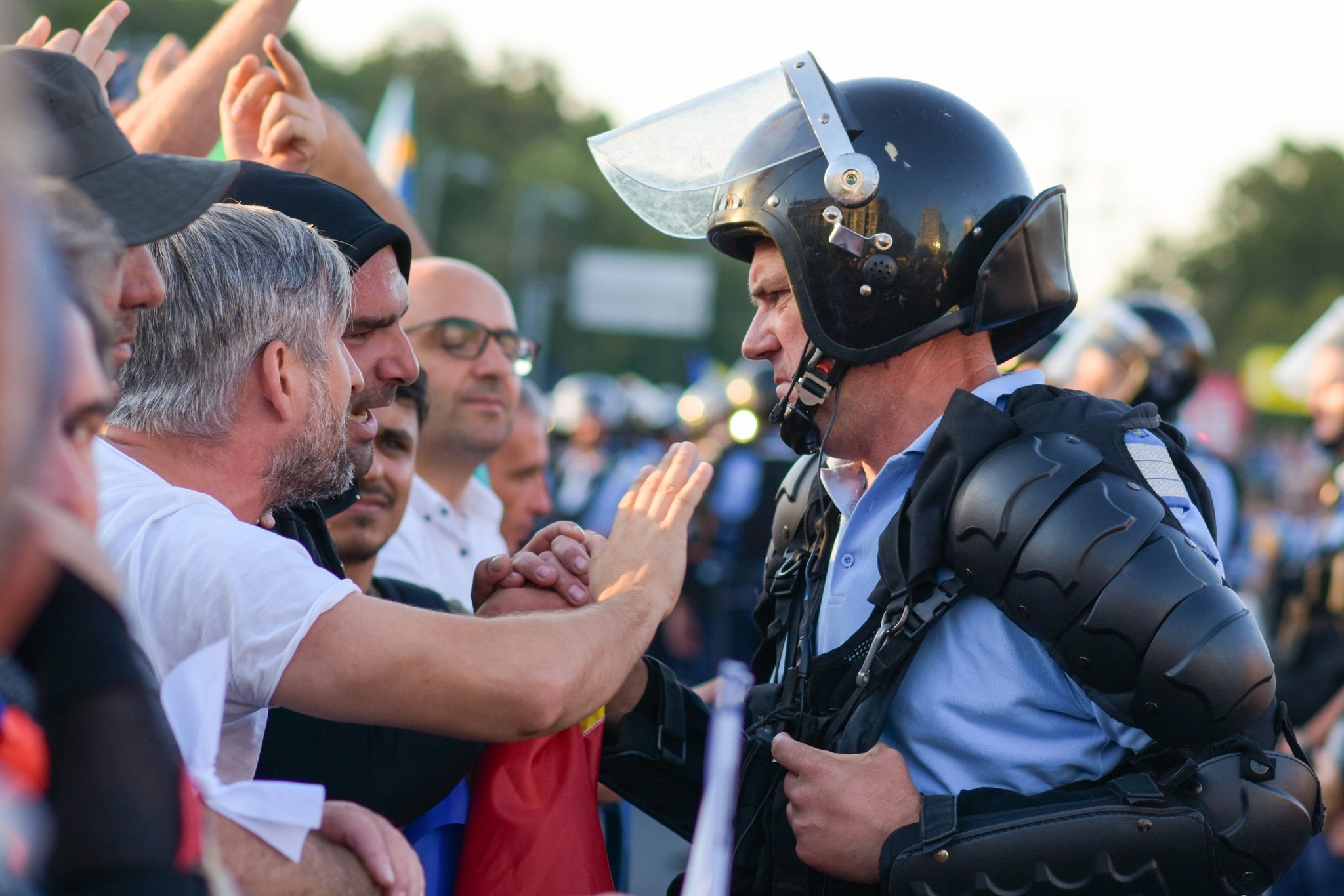 Antigouvernment_protest_in_Romania.jpg