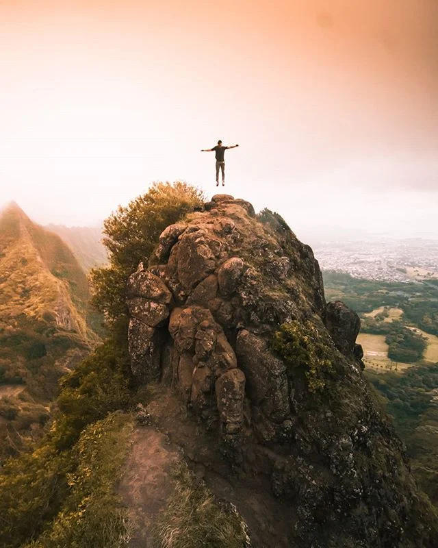 don't take life for granted🌹
&bull;
I woke up on Saturday morning to find out that one of my friends from high school had unexpectedly passed away.. I couldn't wrap my mind around the situation and I still can't believe that he's gone. Alex was an a