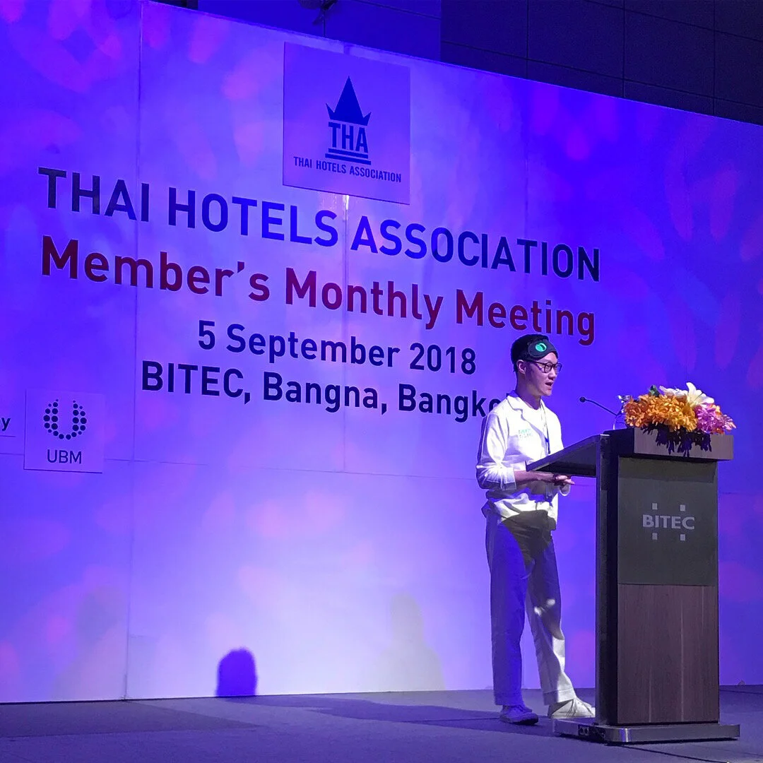 นอนนอนในงาน Food and Hotel 2018_3.jpg