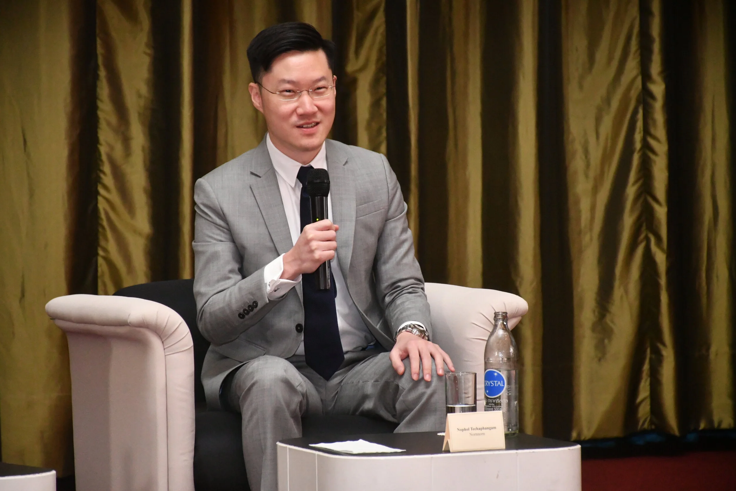 นพพล เตชะพันธ์งามในงานเปิดตัว AIT Enterprises Alliance