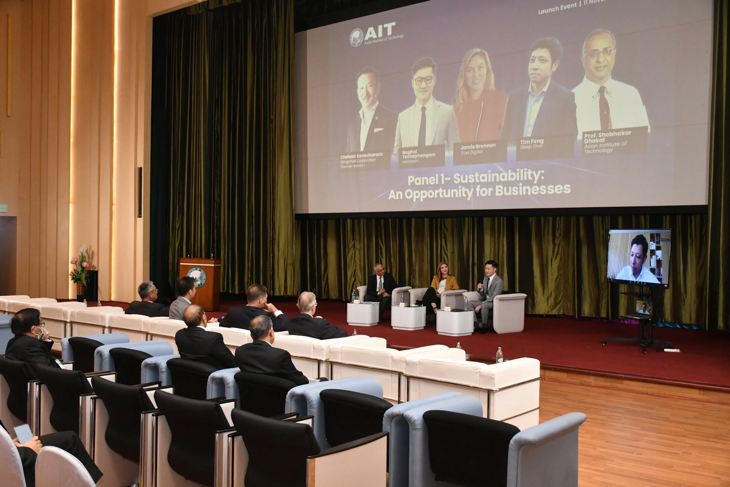 นอนนอนในงานเปิดตัว AIT Enterprises Alliance