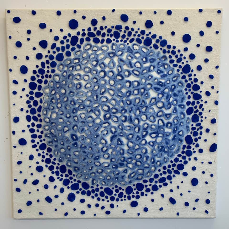  EKSPLODERE / EXPLODING Filt, 2018, 1 x 1 m / Felt, 2018, 1 x 1 m 