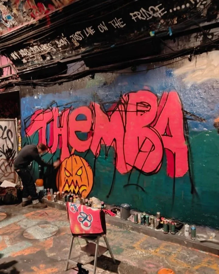 We took over the @26leakestreet Tunnels with @labyrinthevents for a sold out Halloween party 🎃🔥 London it was good to see you! Until next time&hellip; 🫶🏾🫡❤️🇬🇧

#whereisthemba❓