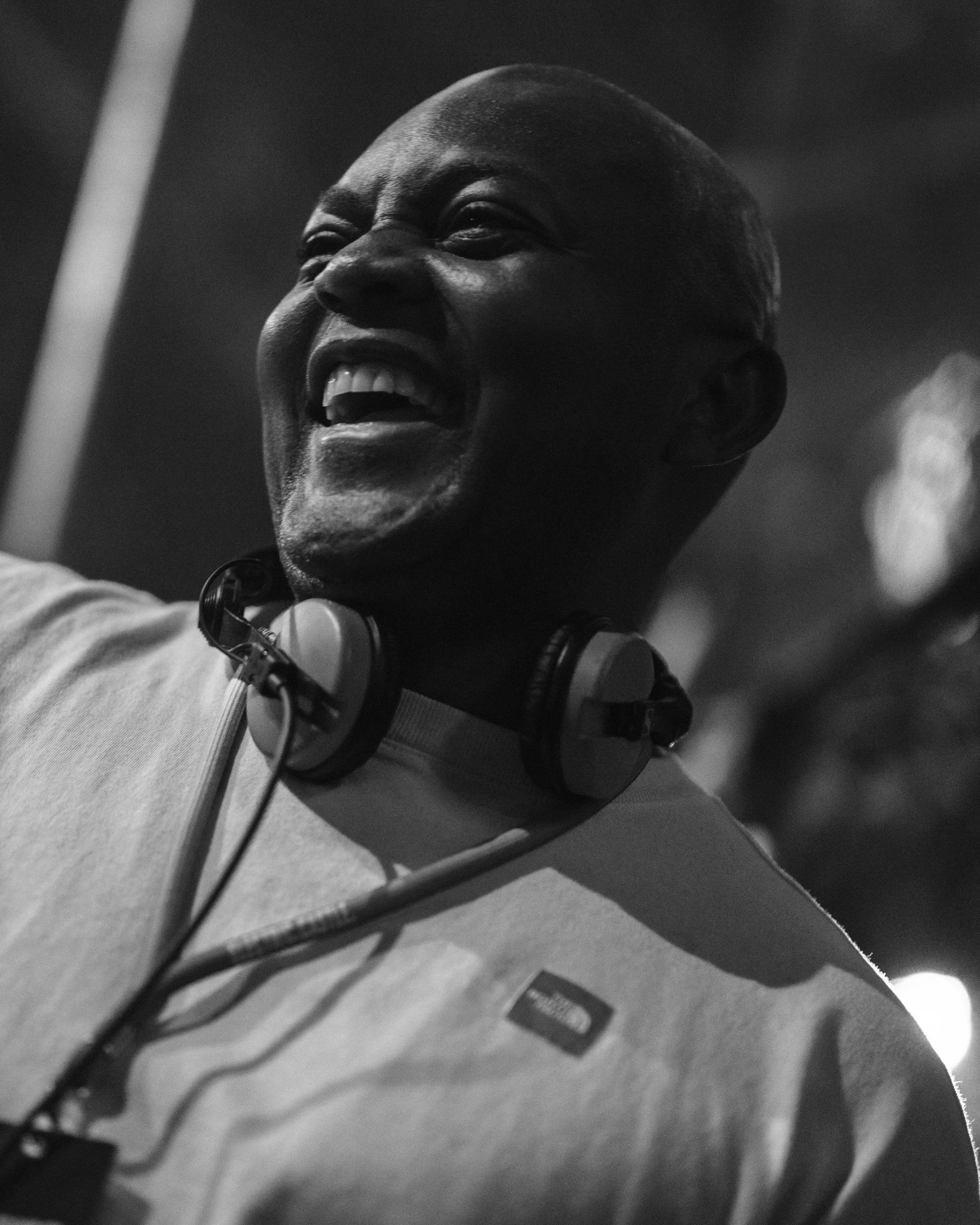 Big smiles and scenes from @electriccastle in Cluj, Romania 🇷🇴❤️ 

#whereisthemba❓