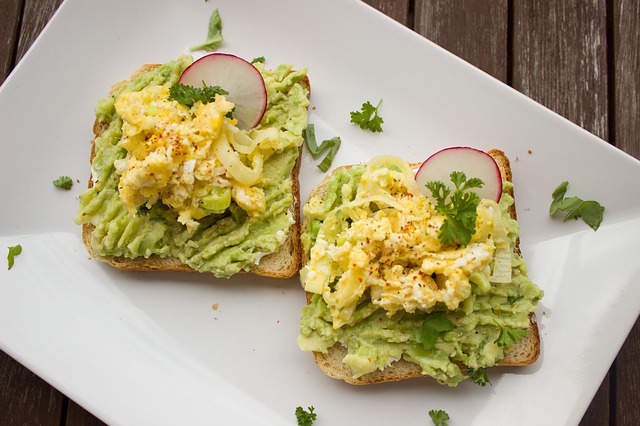 4 Easy Breakfast Ideas for Clean Eating