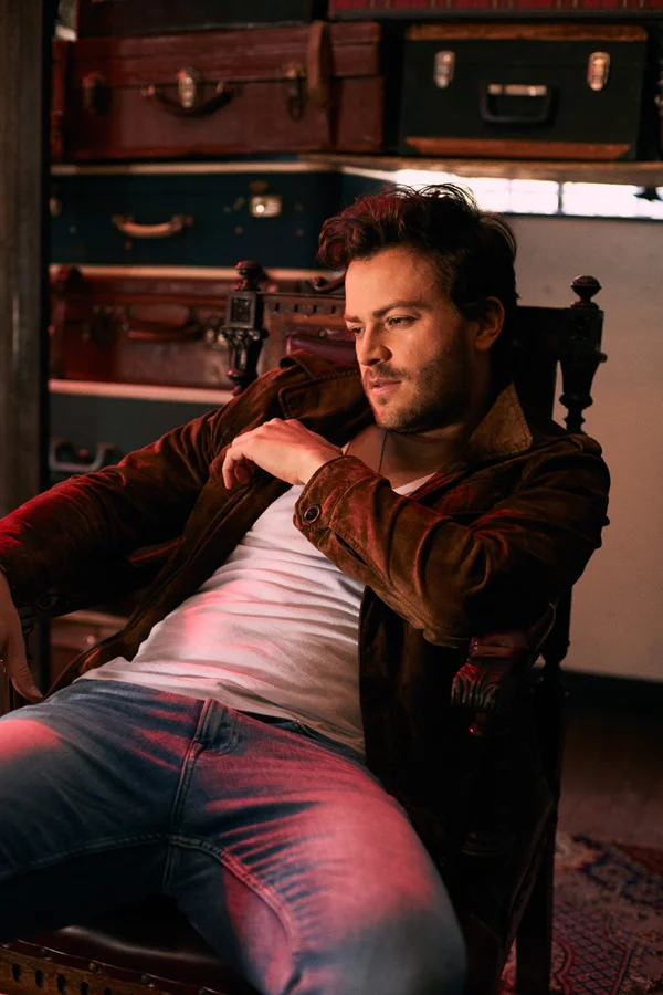 Julian-c-2.jpg