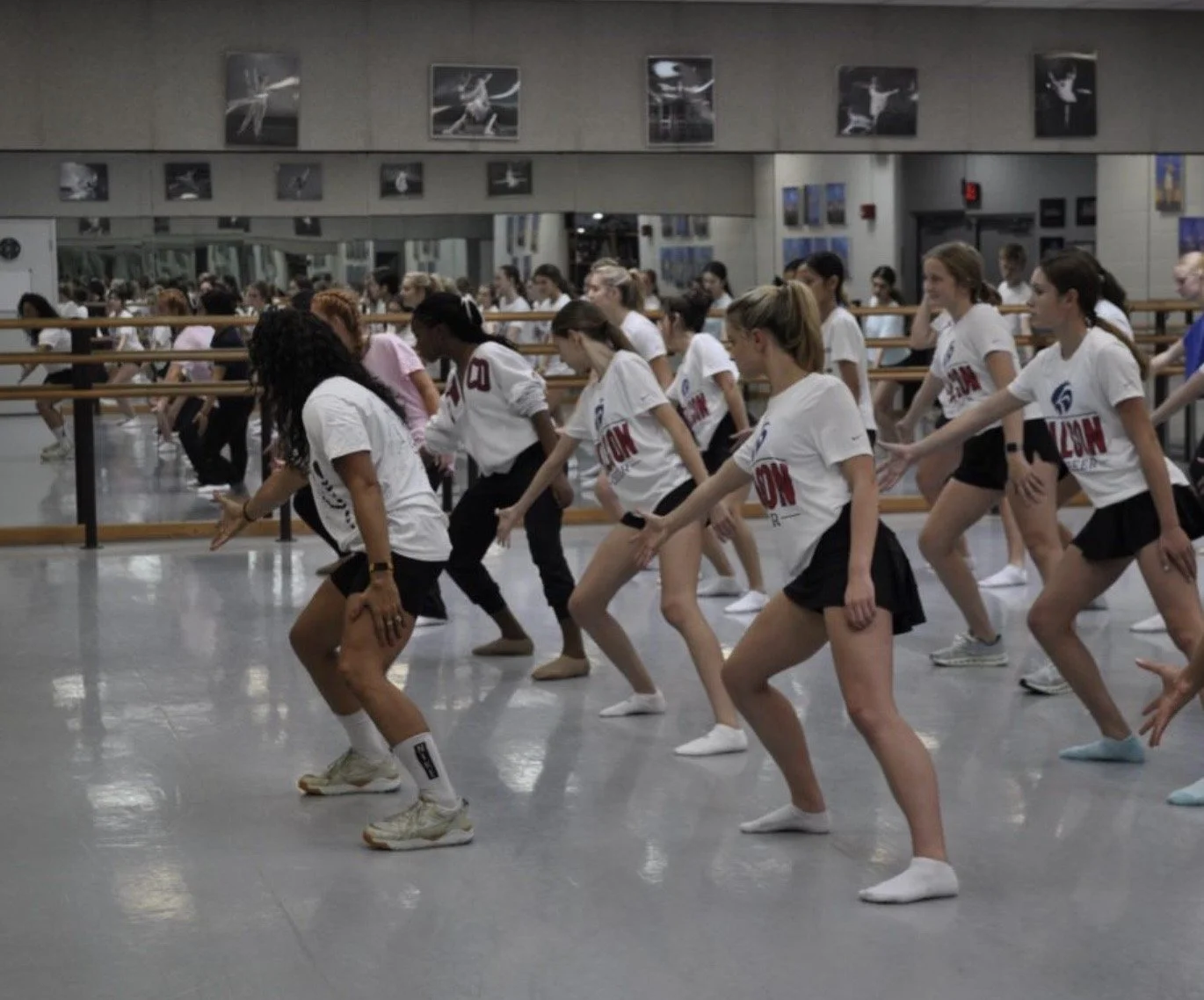 “Hamilton” Choreographer Jazzes up Country Day Dancers