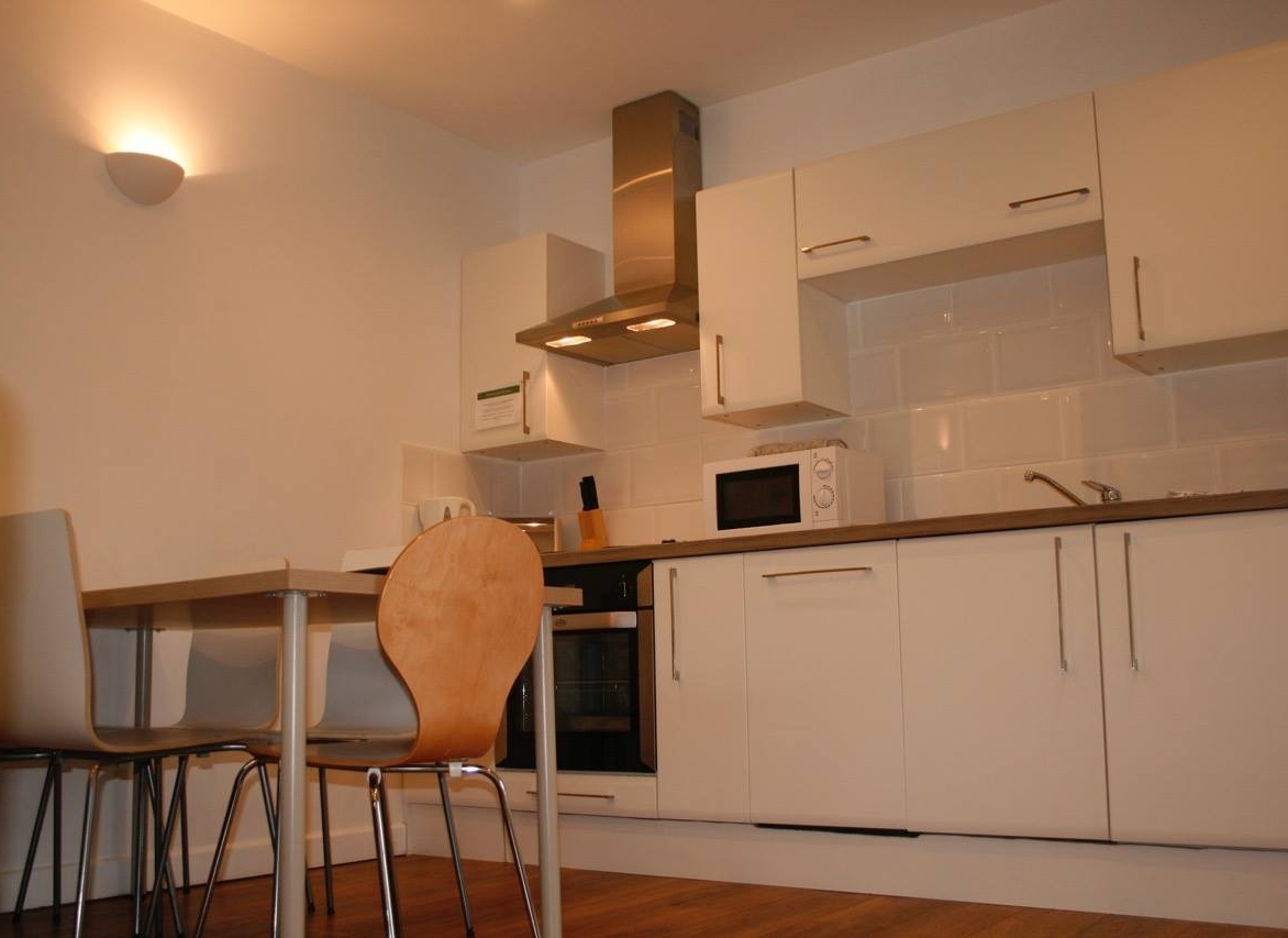barn kitchen.jpg