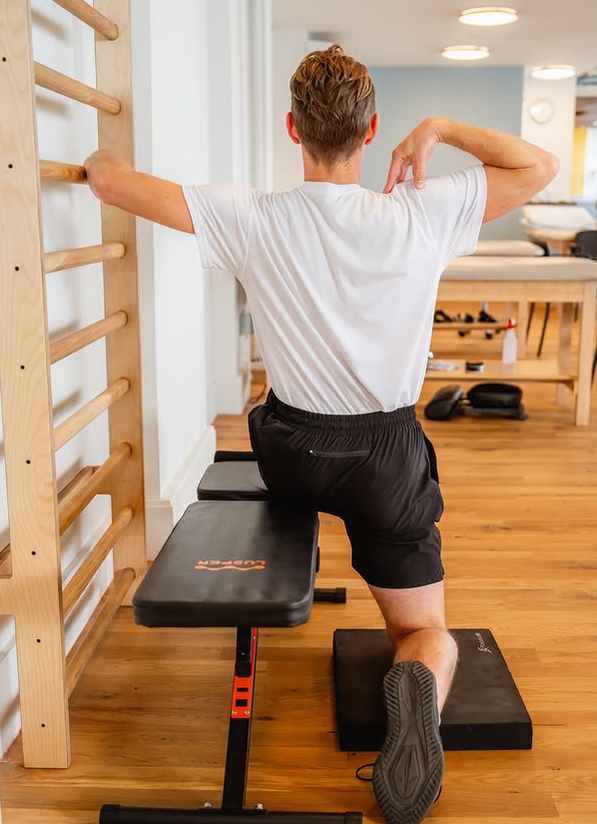 Do I Stretch or Strengthen? Talk from Adam Kessel DPT from Cloudline Physical Therapy