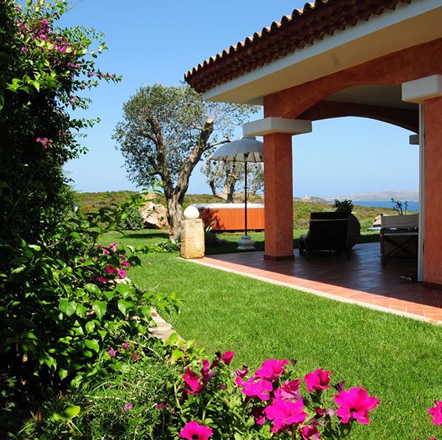 Want to make your holiday memorable? #VillaPenelope is the answer
