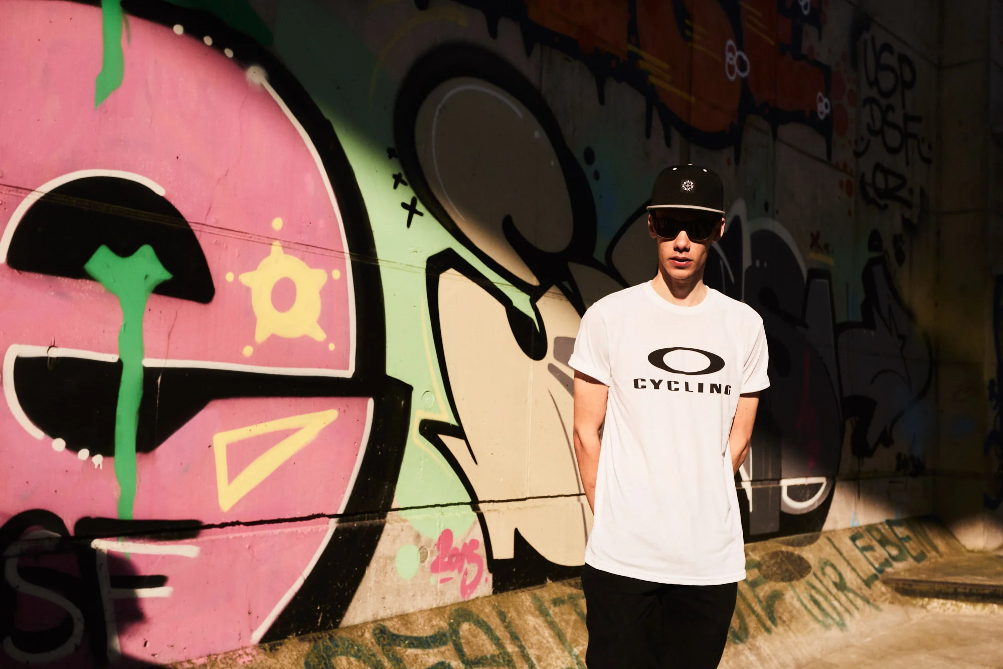 OAKLEY