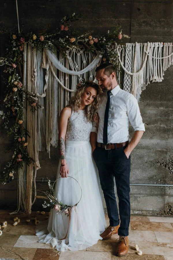 Cozy-Spring-Wedding-Inspiration-in-Portland-Oregon-Jessica-Heron-25-600x899.jpg