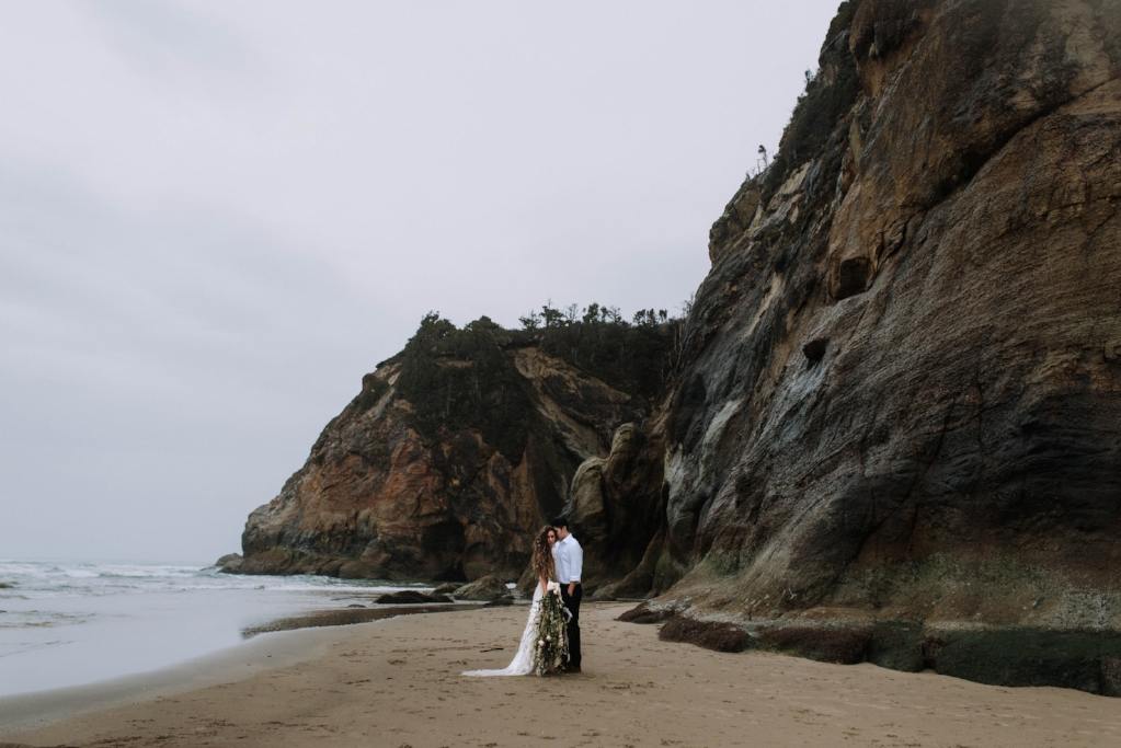 mae_and_co_elopement_01.jpeg