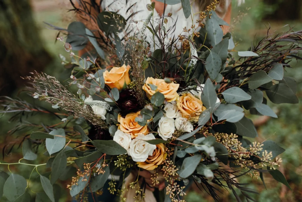 mae_and_co_floral_design_02.jpg