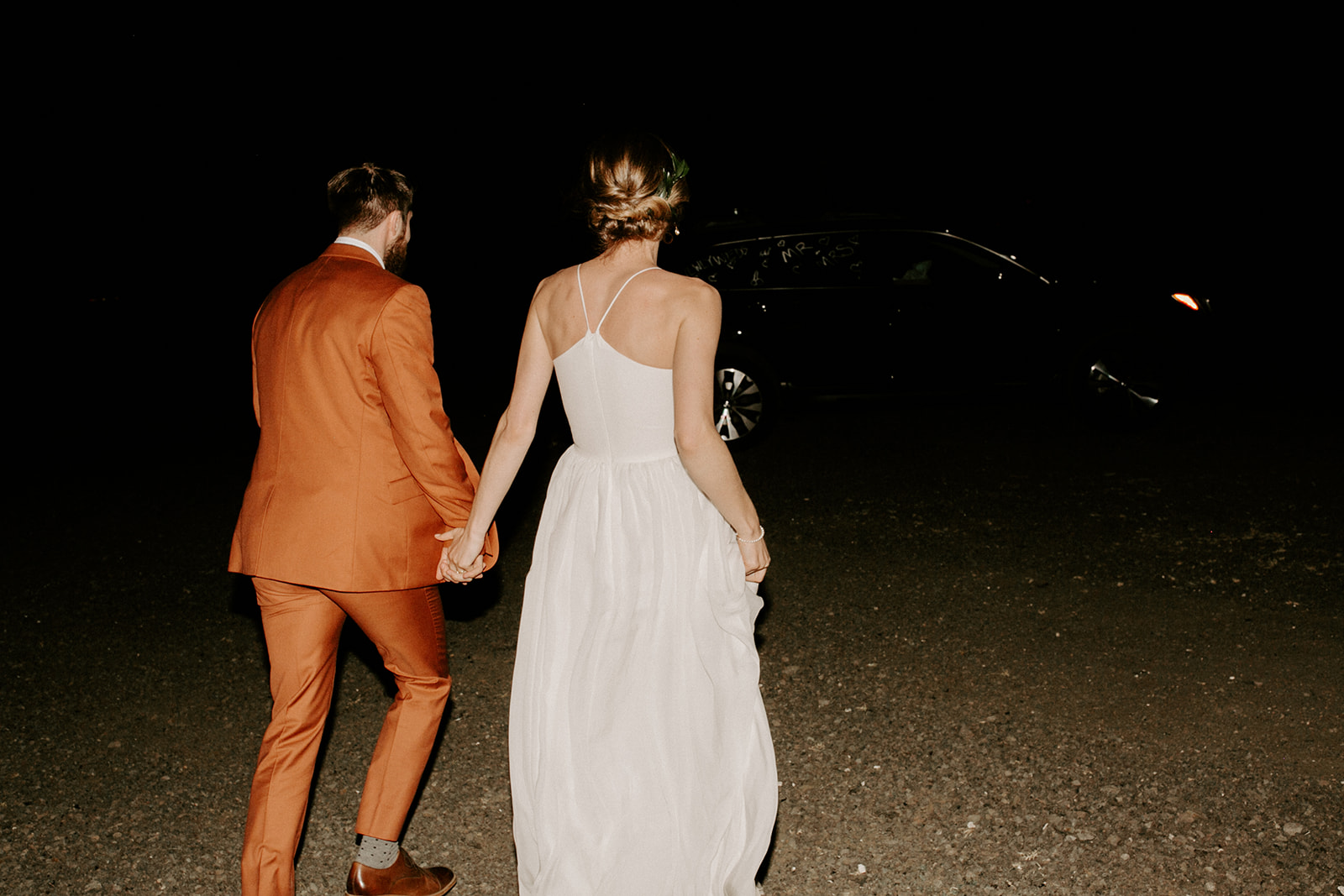 ButlerBarnPortlandOregonWeddingSarahandStephenDawnCharlesPhotographer-1302.jpg
